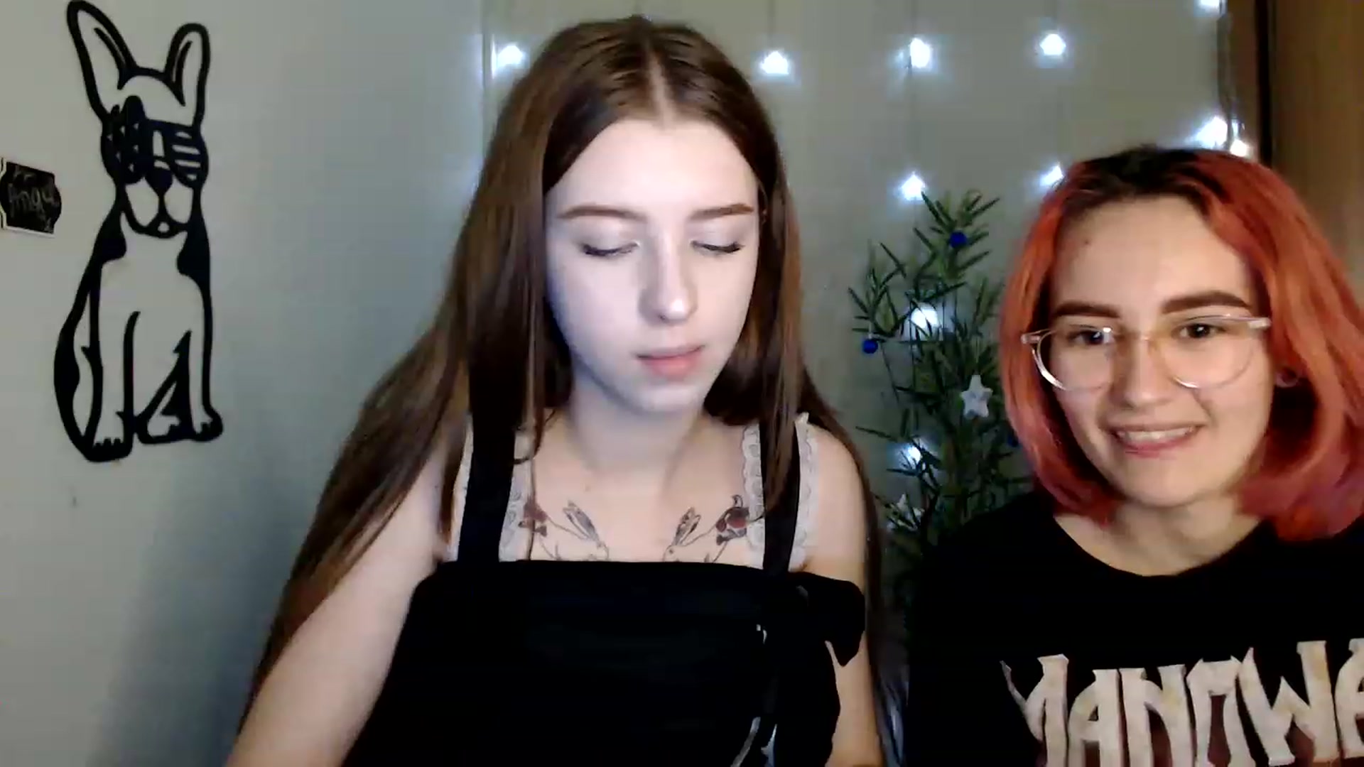 Gallery image thumbnail from Dreamy_devil's myfreecams stream on, 12/05/2022, 17:59 image 16 of 20