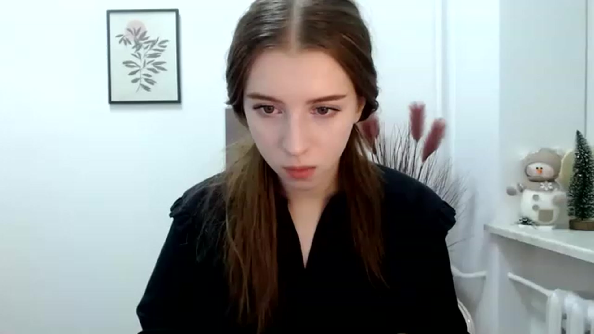 Gallery image thumbnail from Dreamy_devil's myfreecams stream on, 12/06/2022, 16:53 image 13 of 20