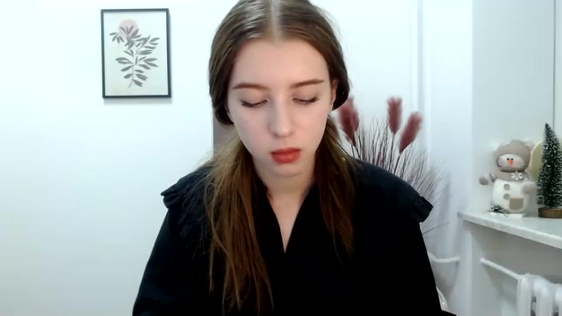Gallery image thumbnail from Dreamy_devil's myfreecams stream on, 12/06/2022, 17:07 image 12 of 20