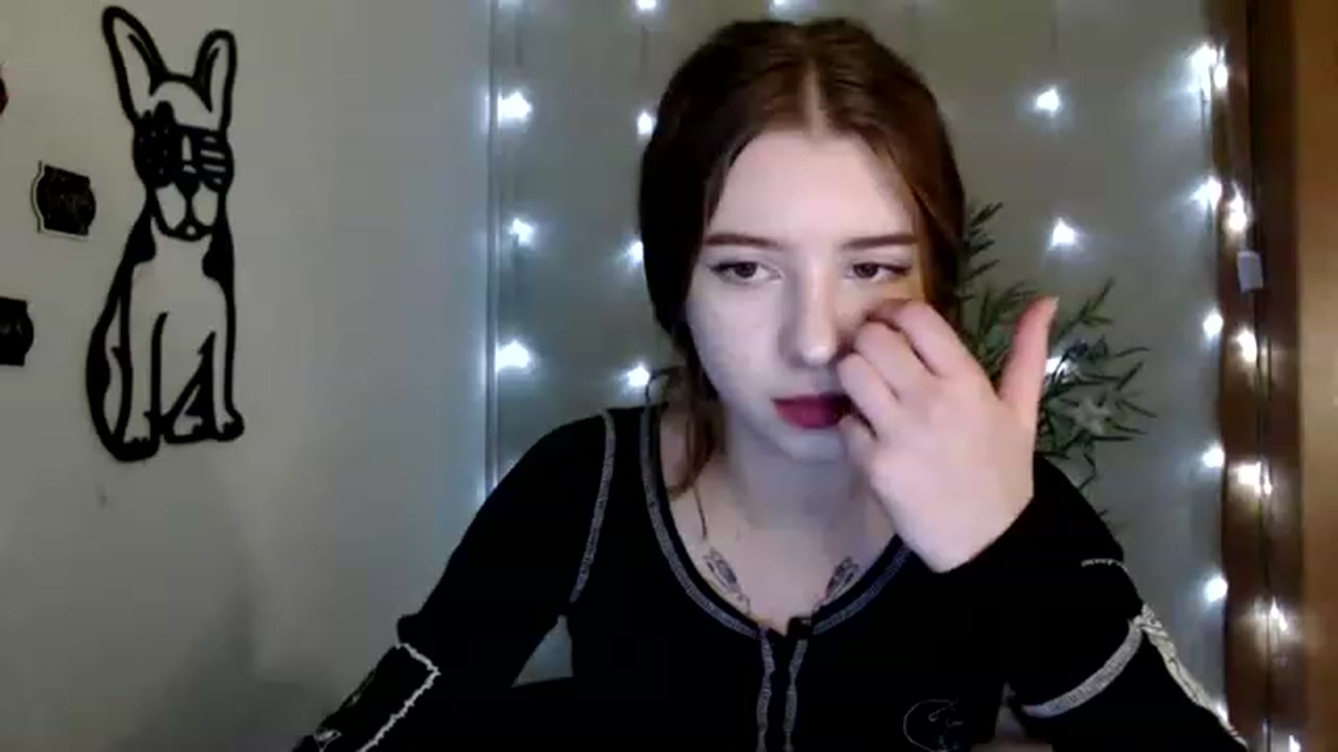 Gallery image thumbnail from Dreamy_devil's myfreecams stream on, 12/09/2022, 10:45 image 8 of 20