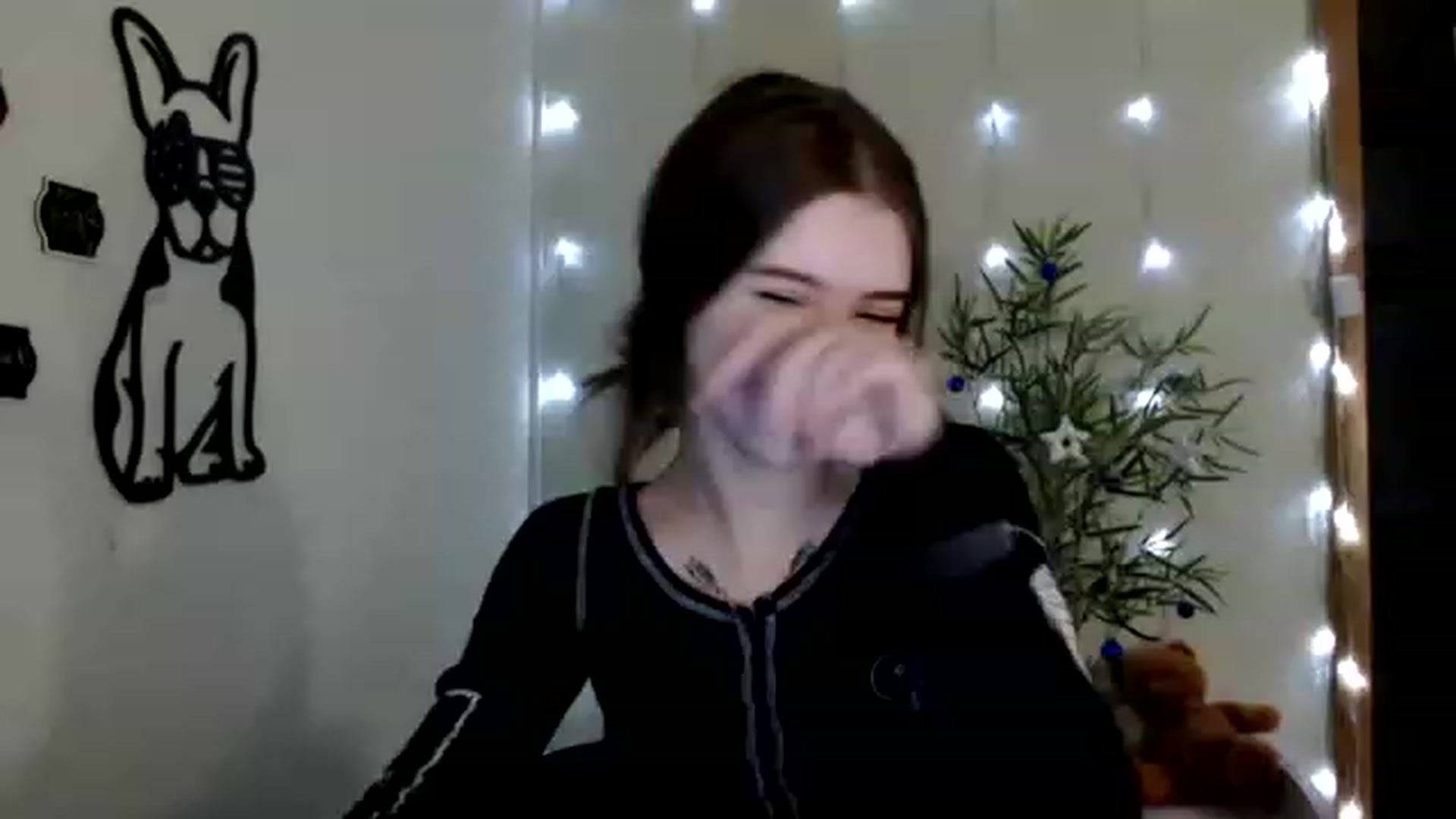 Gallery image thumbnail from Dreamy_devil's myfreecams stream on, 12/09/2022, 10:45 image 1 of 20