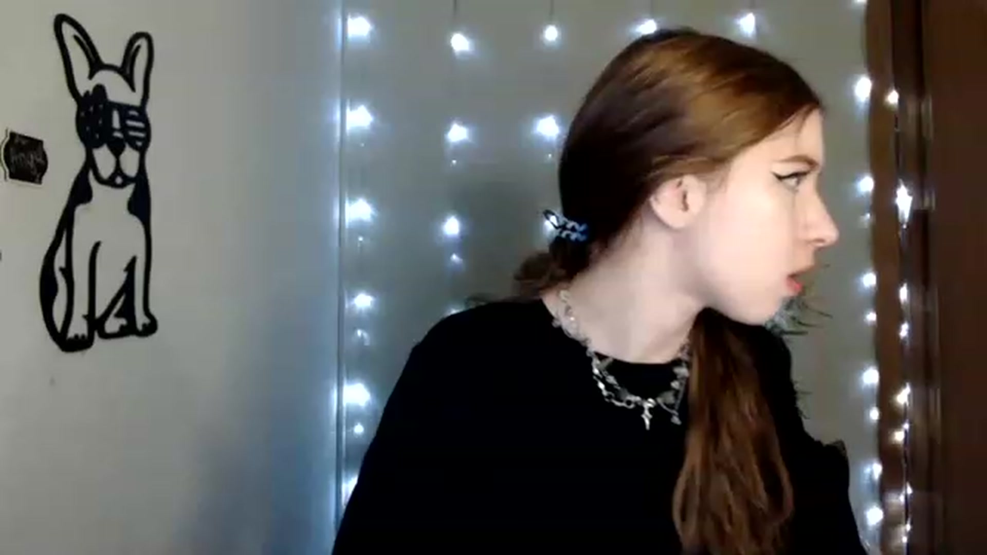 Gallery image thumbnail from Dreamy_devil's myfreecams stream on, 12/10/2022, 09:01 image 9 of 20