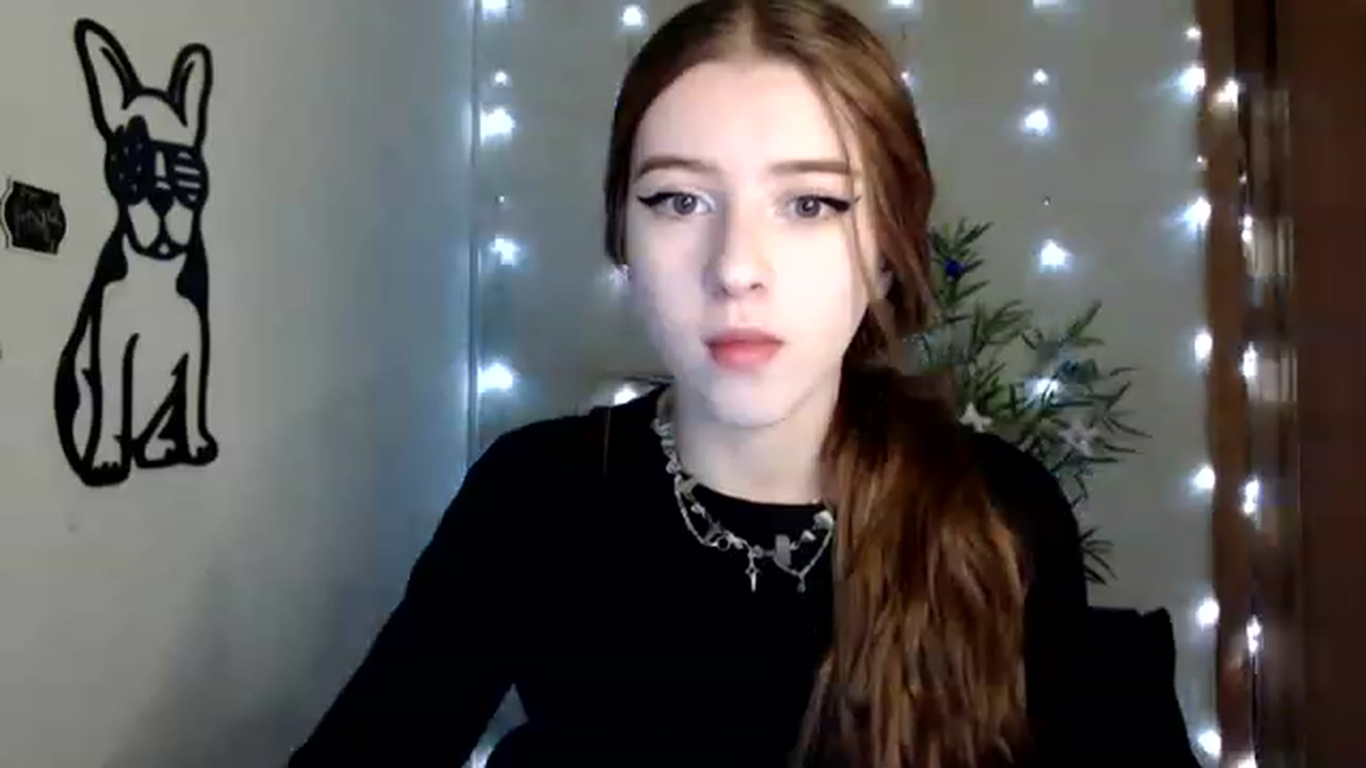 Gallery image thumbnail from Dreamy_devil's myfreecams stream on, 12/10/2022, 09:01 image 14 of 20