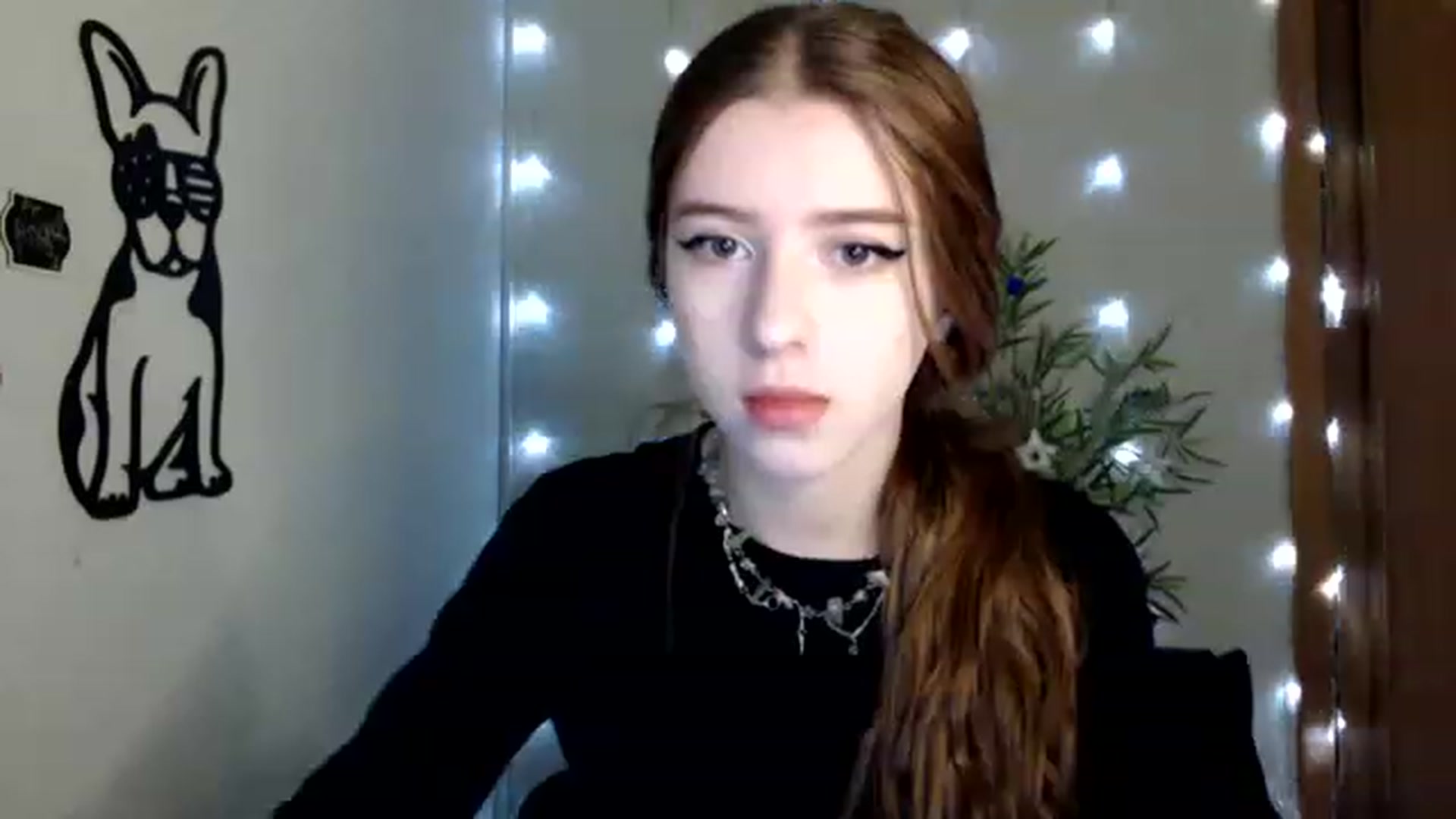 Gallery image thumbnail from Dreamy_devil's myfreecams stream on, 12/10/2022, 09:01 image 11 of 20