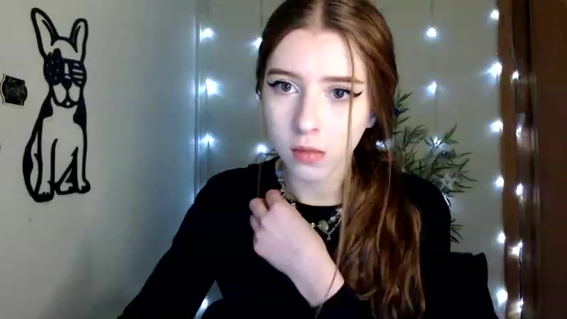 Gallery image thumbnail from Dreamy_devil's myfreecams stream on, 12/10/2022, 09:01 image 7 of 20