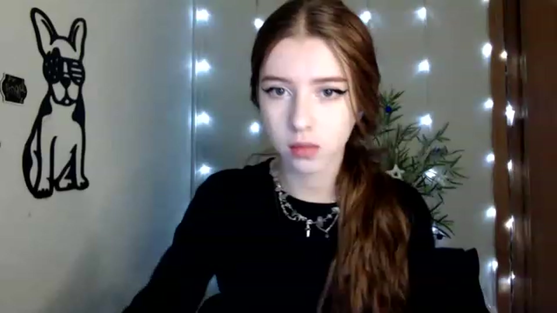 Gallery image thumbnail from Dreamy_devil's myfreecams stream on, 12/10/2022, 09:01 image 10 of 20