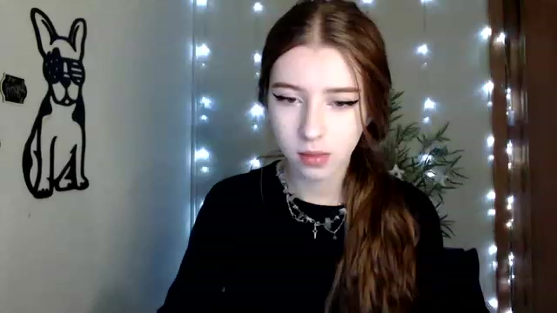 Gallery image thumbnail from Dreamy_devil's myfreecams stream on, 12/10/2022, 09:01 image 12 of 20