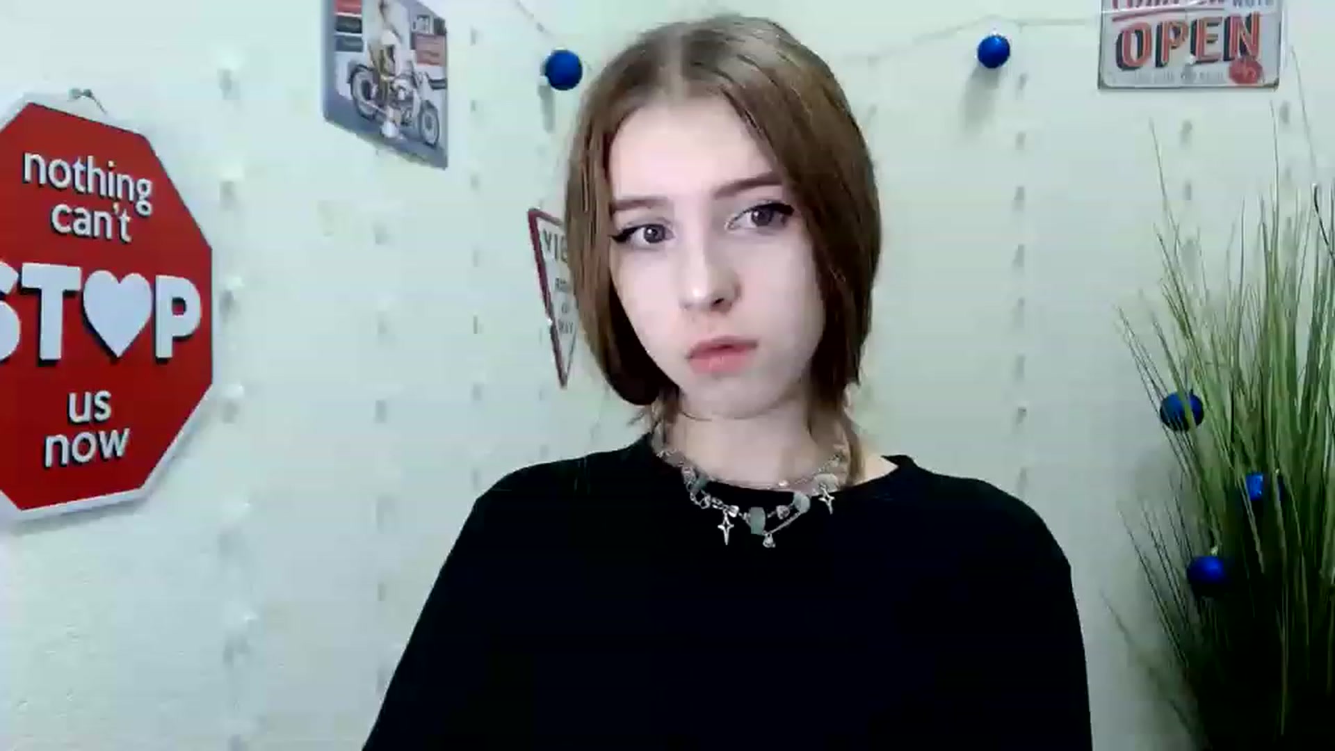 Gallery image thumbnail from Dreamy_devil's myfreecams stream on, 12/10/2022, 14:59 image 12 of 20