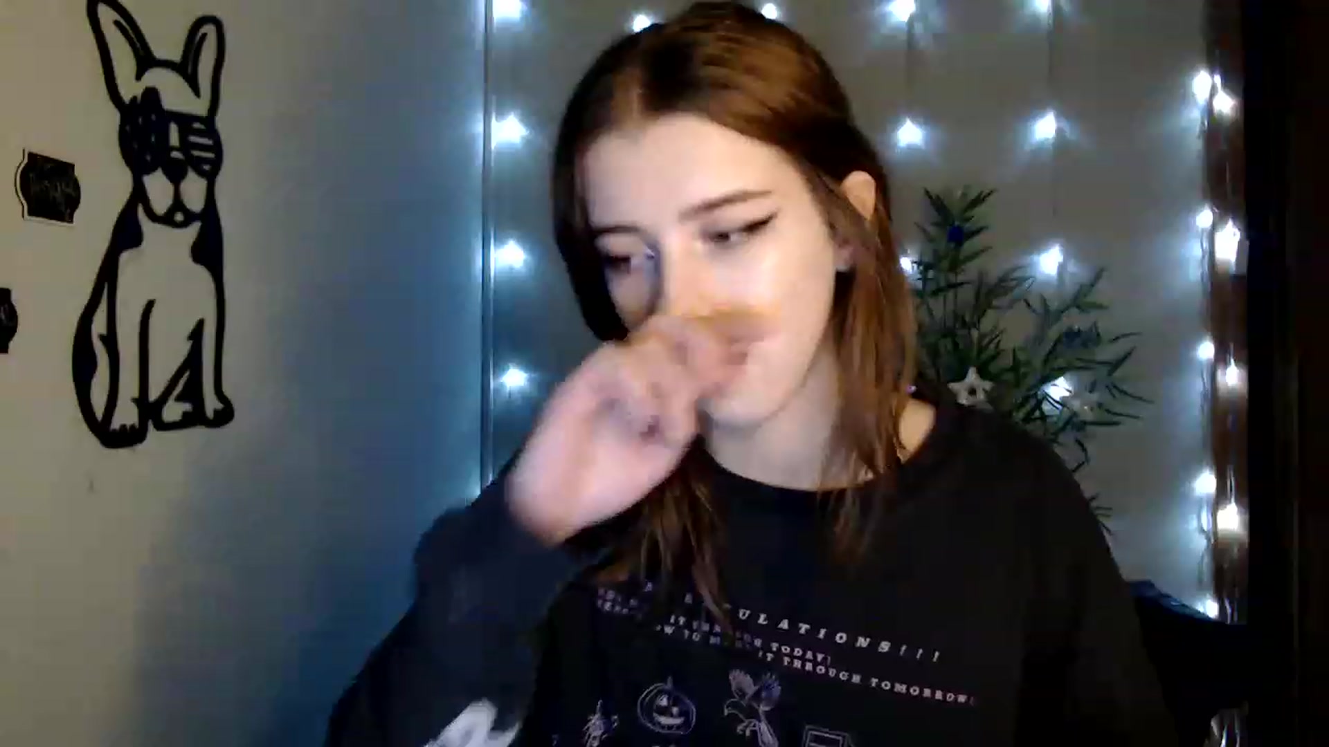 Gallery image thumbnail from Dreamy_devil's myfreecams stream on, 12/11/2022, 12:34 image 2 of 20