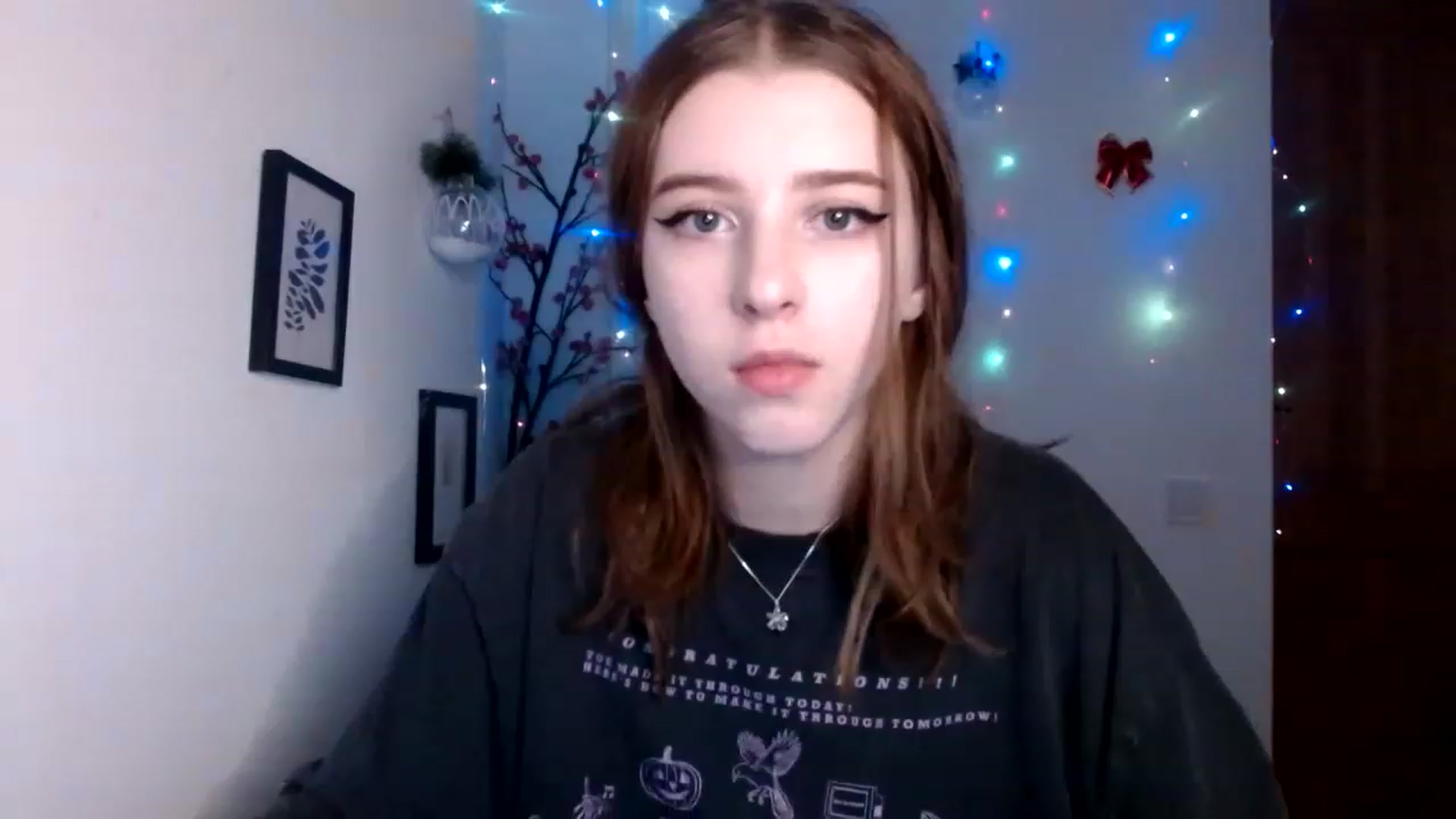 Gallery image thumbnail from Dreamy_devil's myfreecams stream on, 12/11/2022, 14:20 image 8 of 20