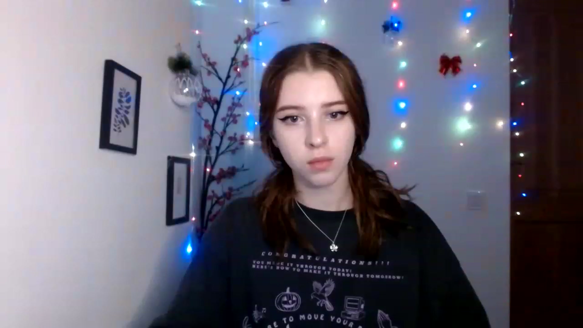 Gallery image thumbnail from Dreamy_devil's myfreecams stream on, 12/11/2022, 18:00 image 18 of 20