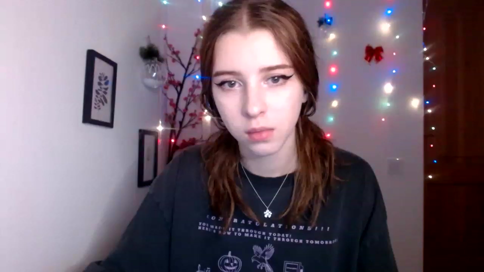 Gallery image thumbnail from Dreamy_devil's myfreecams stream on, 12/11/2022, 18:00 image 9 of 20