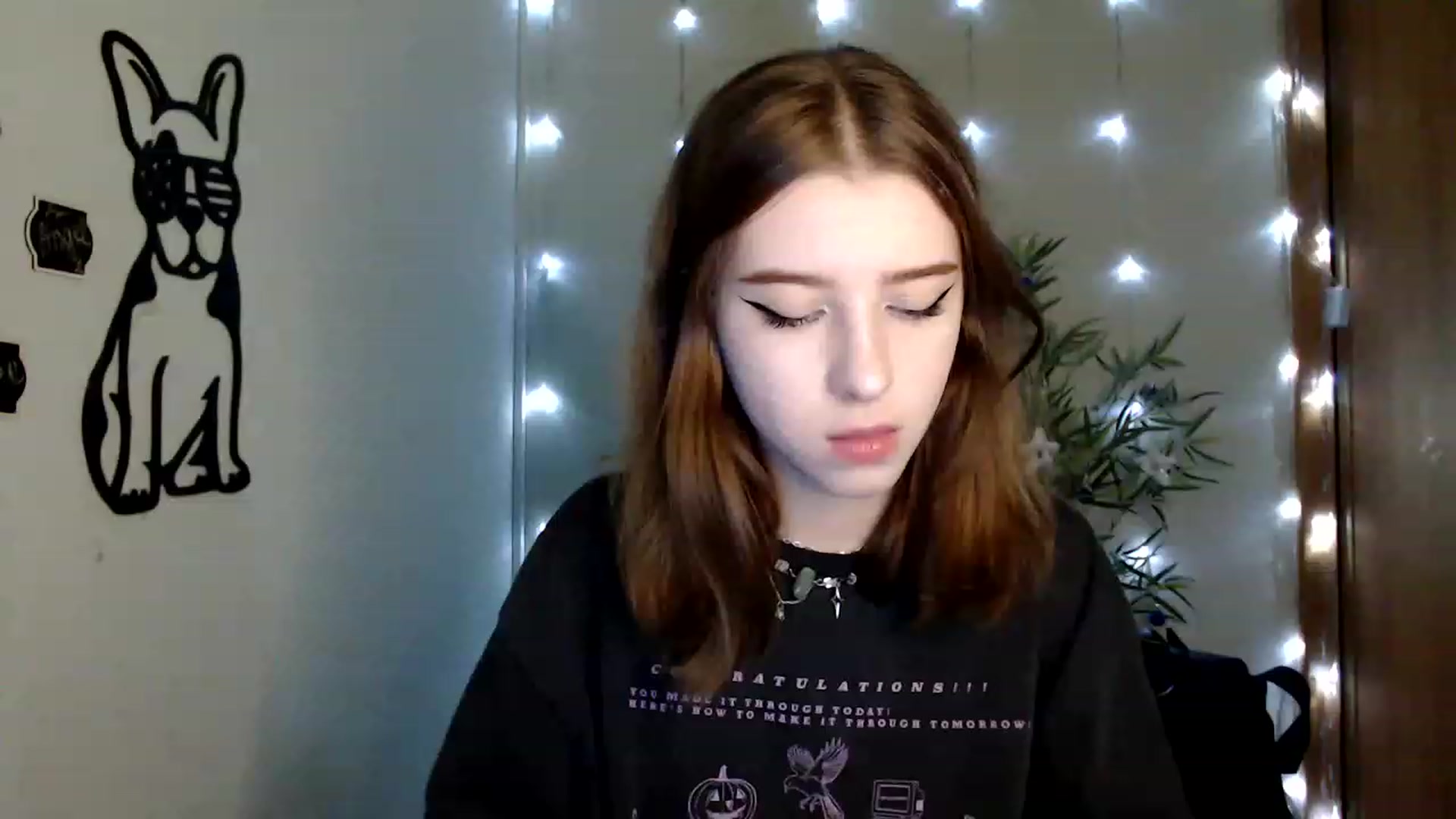 Gallery image thumbnail from Dreamy_devil's myfreecams stream on, 12/12/2022, 13:38 image 2 of 20