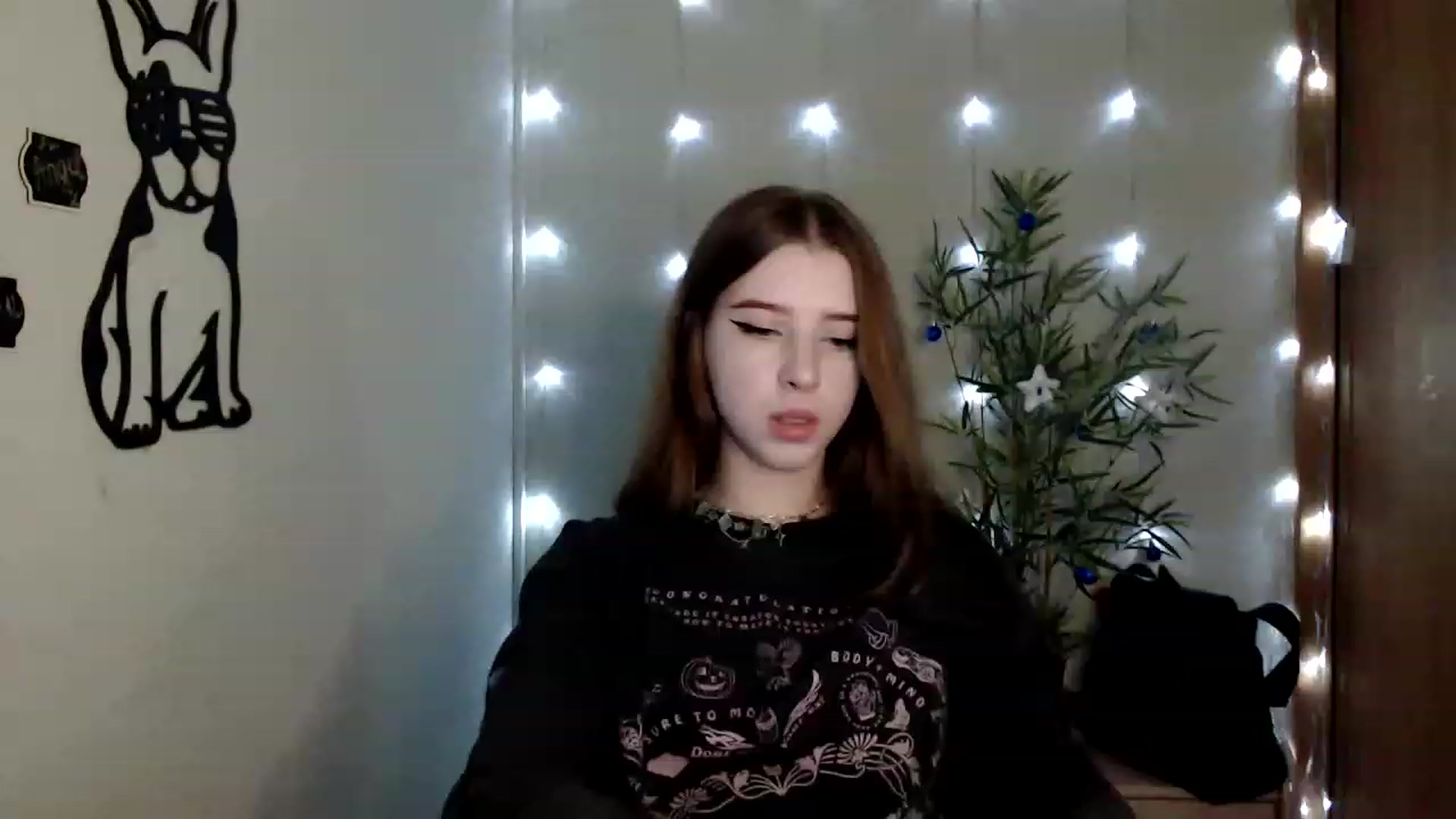 Gallery image thumbnail from Dreamy_devil's myfreecams stream on, 12/12/2022, 14:31 image 20 of 20