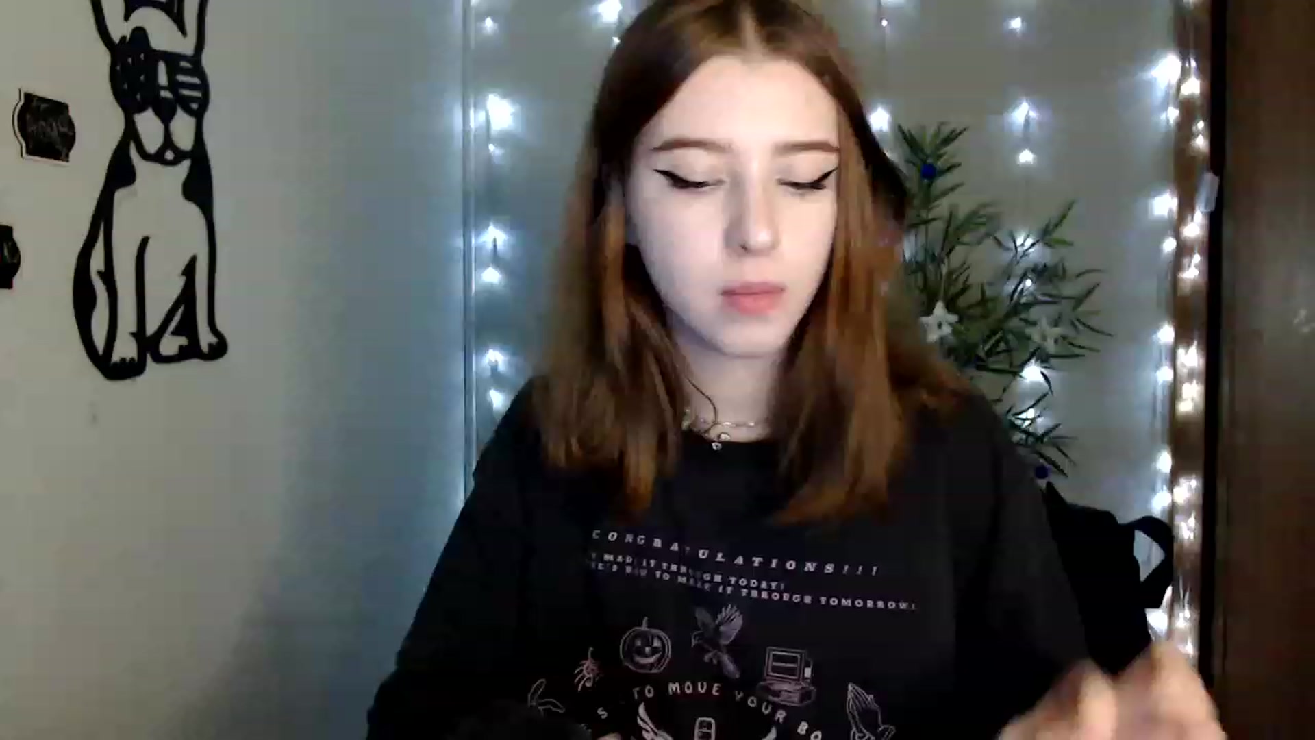 Gallery image thumbnail from Dreamy_devil's myfreecams stream on, 12/12/2022, 15:02 image 1 of 20