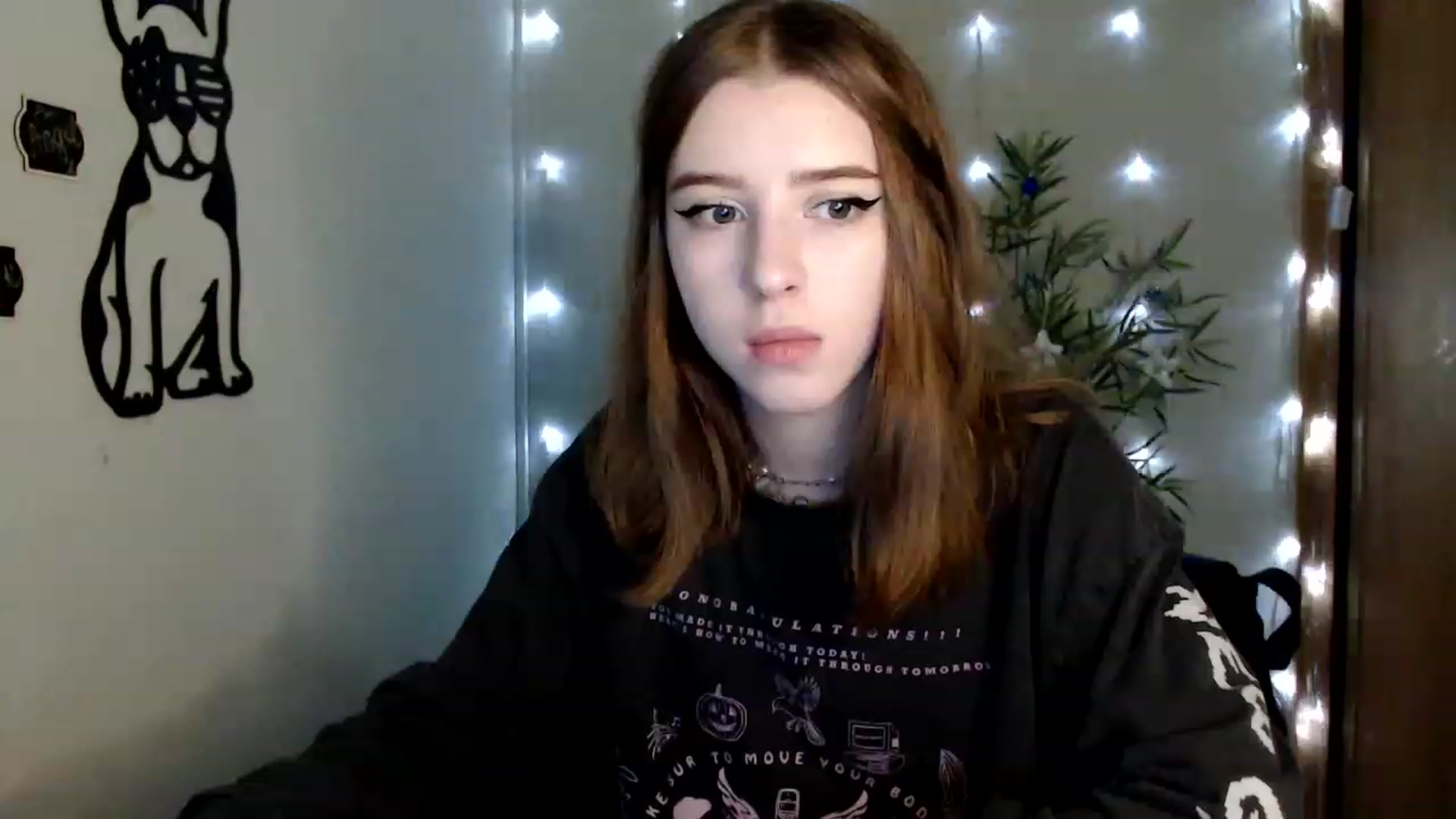 Gallery image thumbnail from Dreamy_devil's myfreecams stream on, 12/12/2022, 15:02 image 13 of 20
