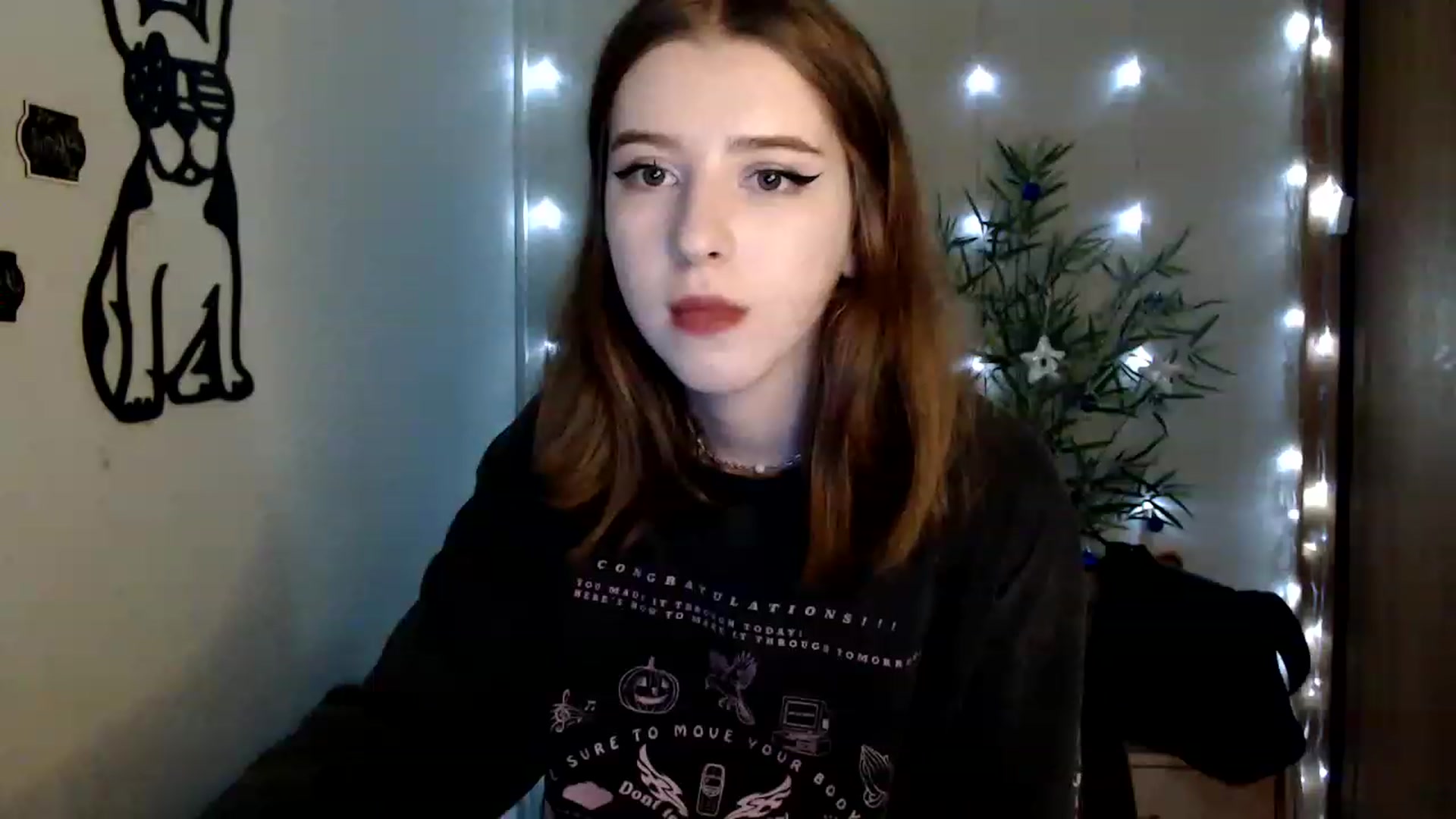 Gallery image thumbnail from Dreamy_devil's myfreecams stream on, 12/12/2022, 18:00 image 15 of 20