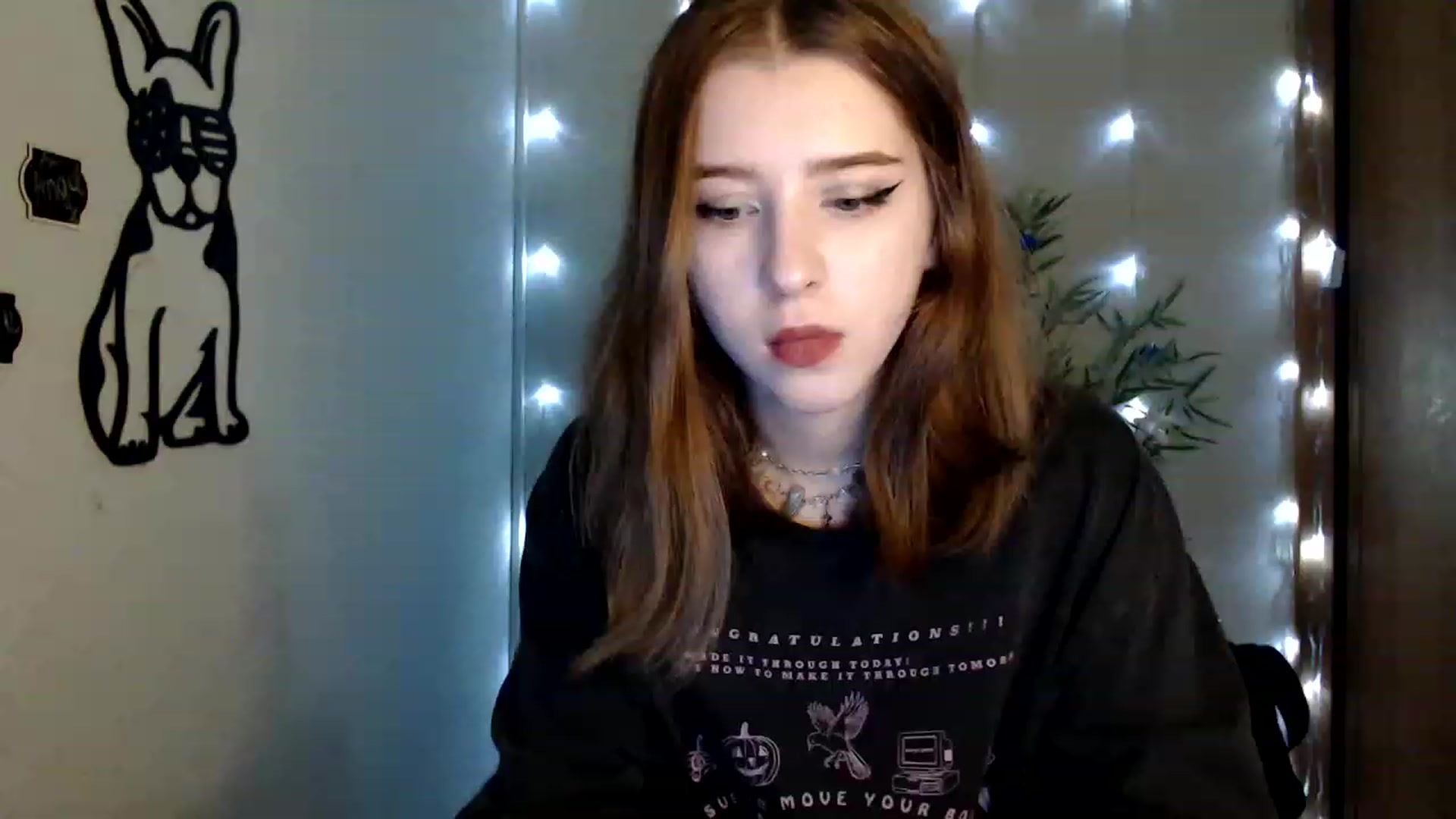 Gallery image thumbnail from Dreamy_devil's myfreecams stream on, 12/12/2022, 18:00 image 13 of 20