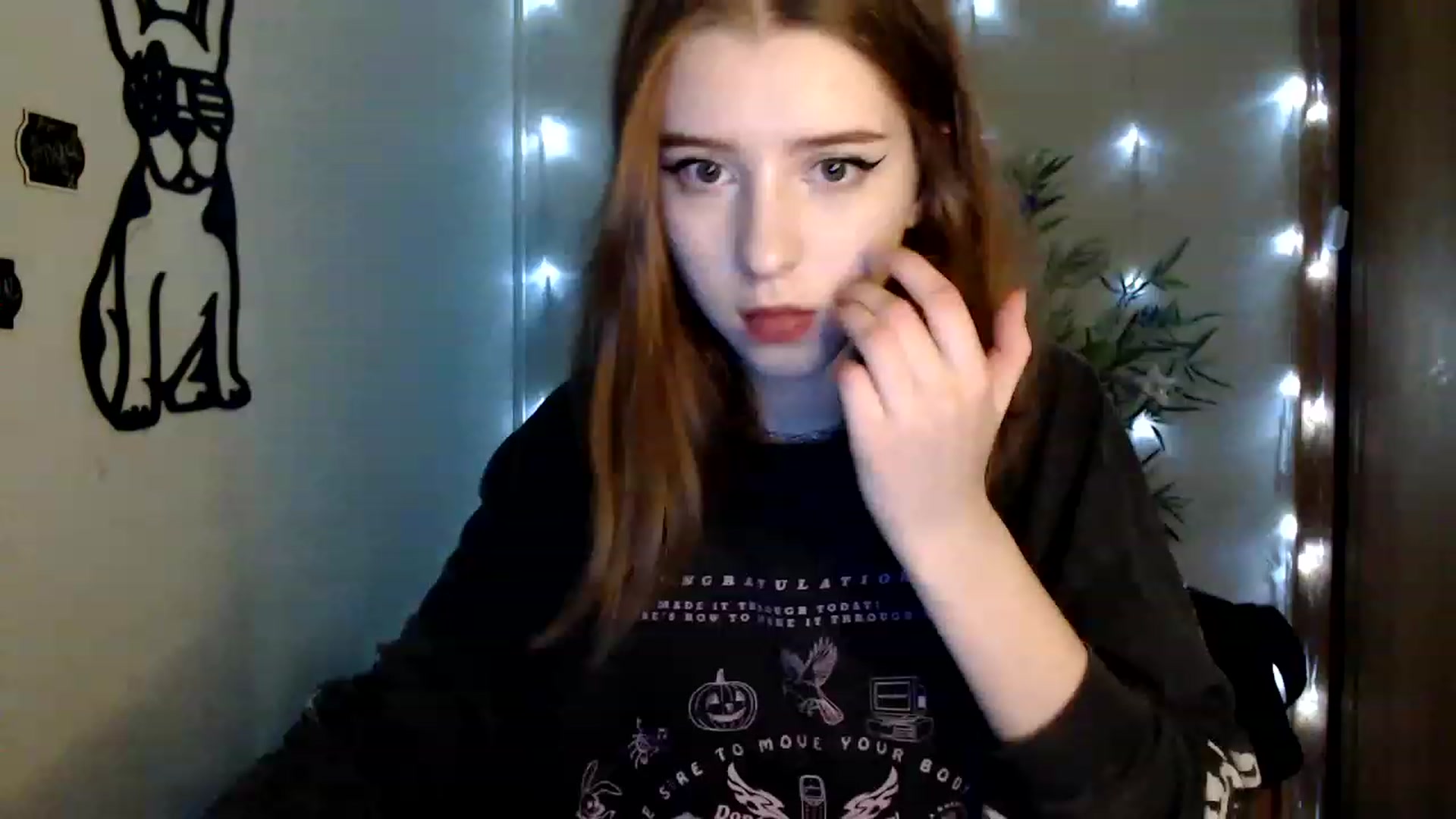 Gallery image thumbnail from Dreamy_devil's myfreecams stream on, 12/12/2022, 18:00 image 5 of 20