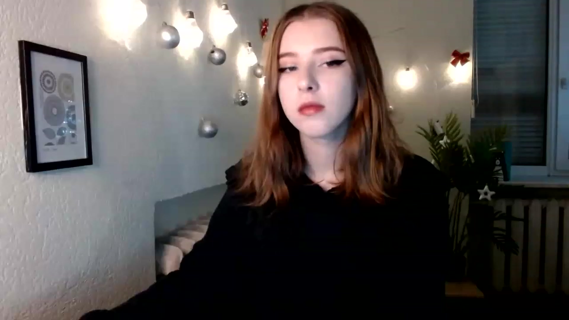 Gallery image thumbnail from Dreamy_devil's myfreecams stream on, 12/15/2022, 13:59 image 19 of 20