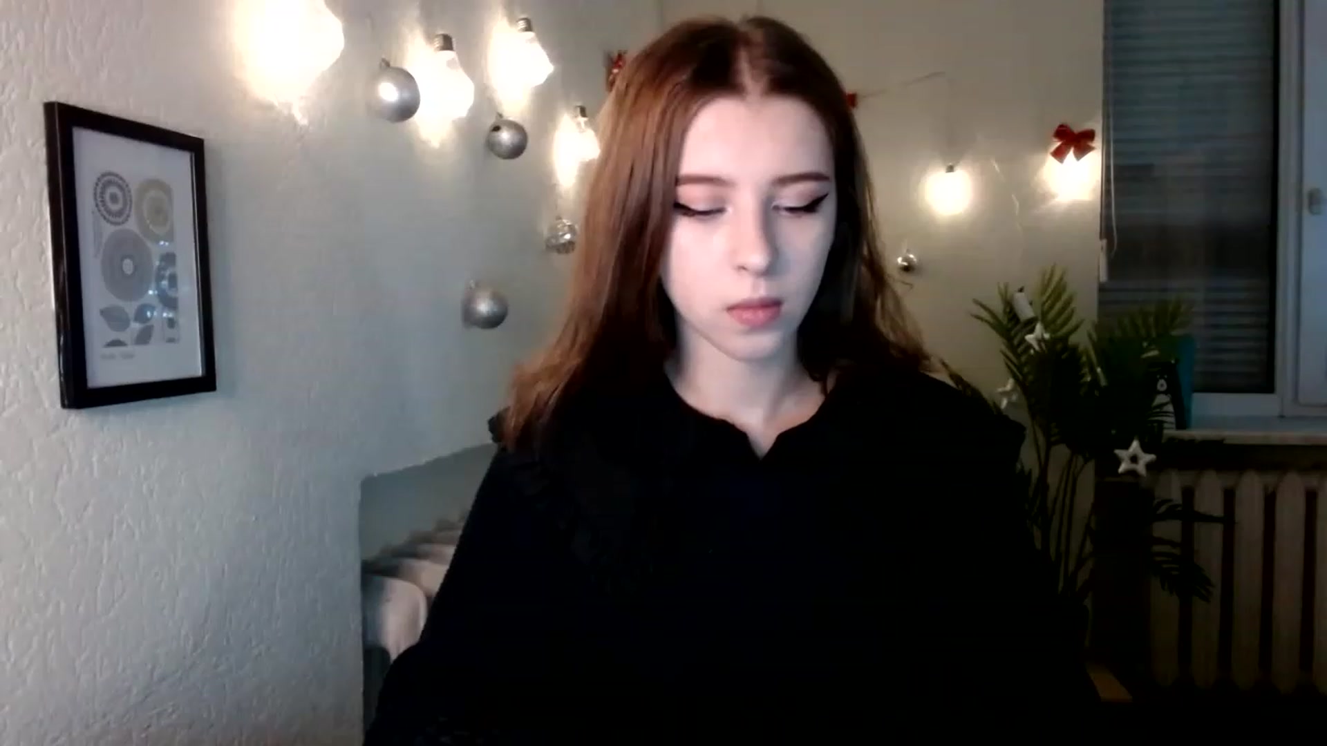 Gallery image thumbnail from Dreamy_devil's myfreecams stream on, 12/15/2022, 13:59 image 6 of 20