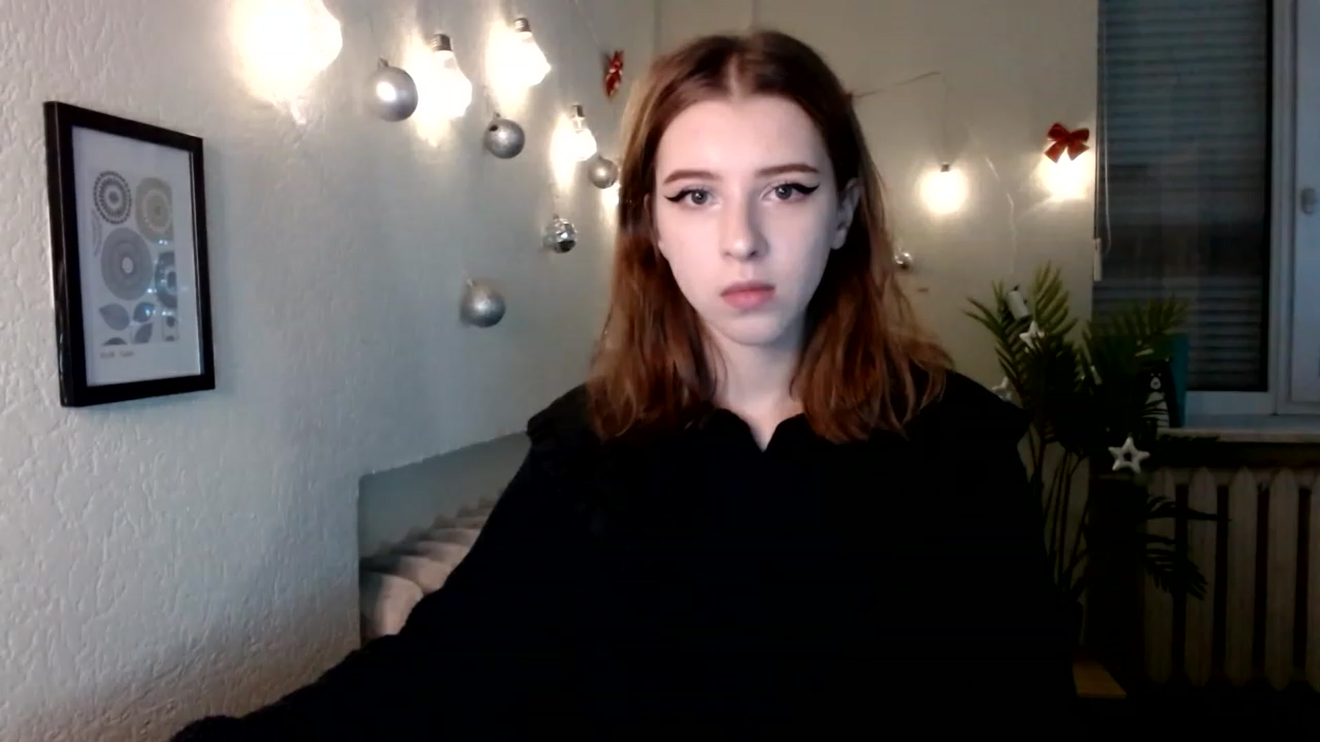 Gallery image thumbnail from Dreamy_devil's myfreecams stream on, 12/15/2022, 13:59 image 8 of 20