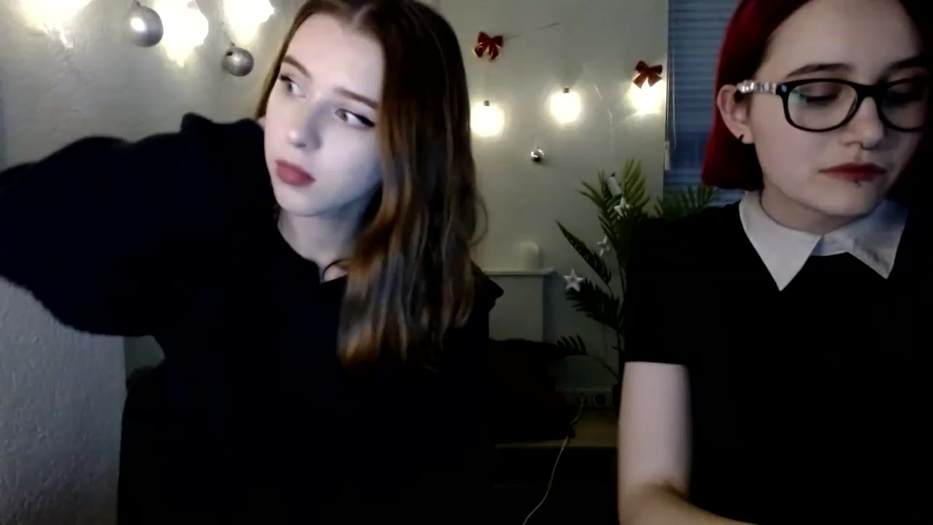 Gallery image thumbnail from Dreamy_devil's myfreecams stream on, 12/15/2022, 15:17 image 9 of 20
