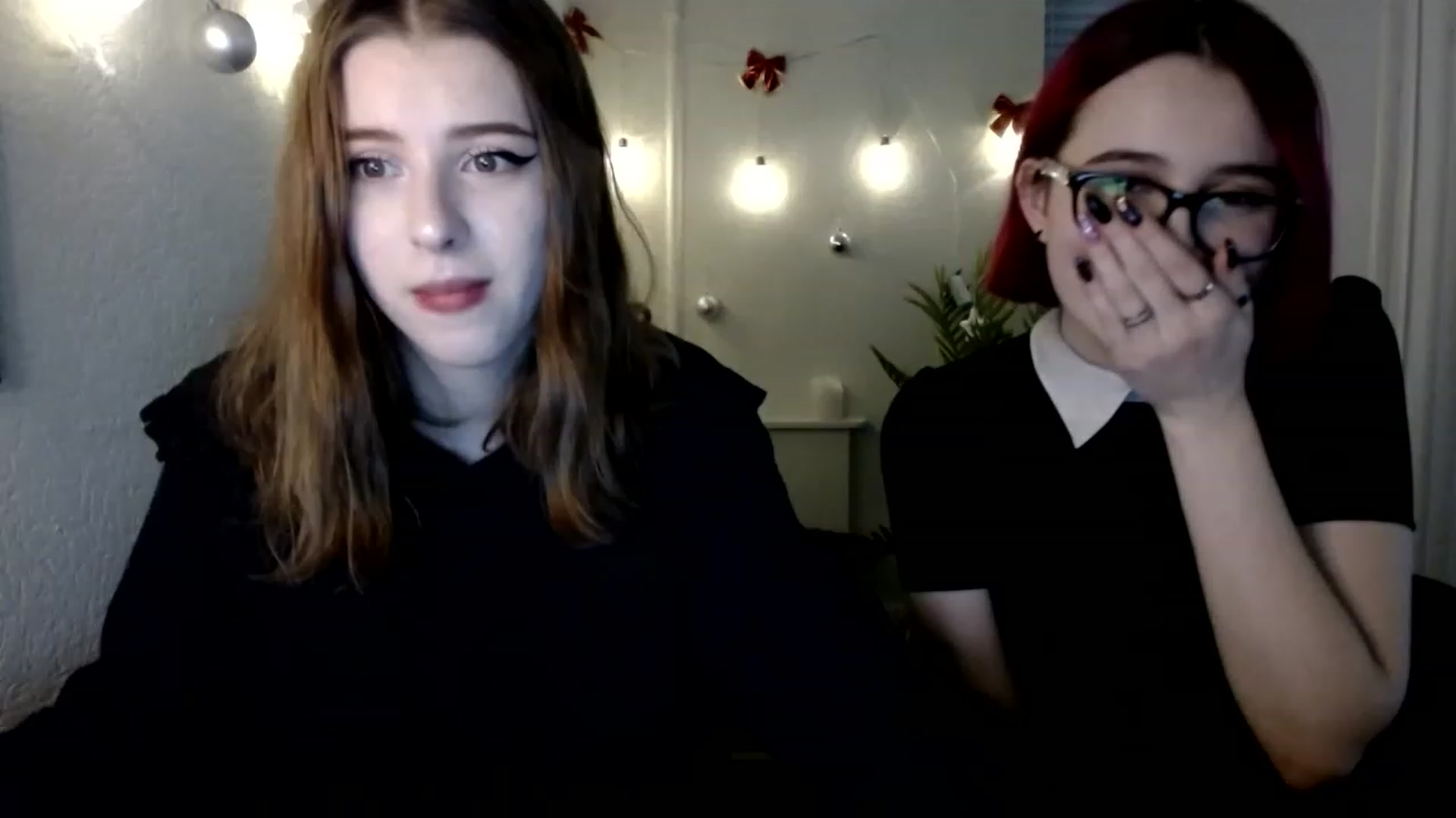 Gallery image thumbnail from Dreamy_devil's myfreecams stream on, 12/15/2022, 15:17 image 15 of 20