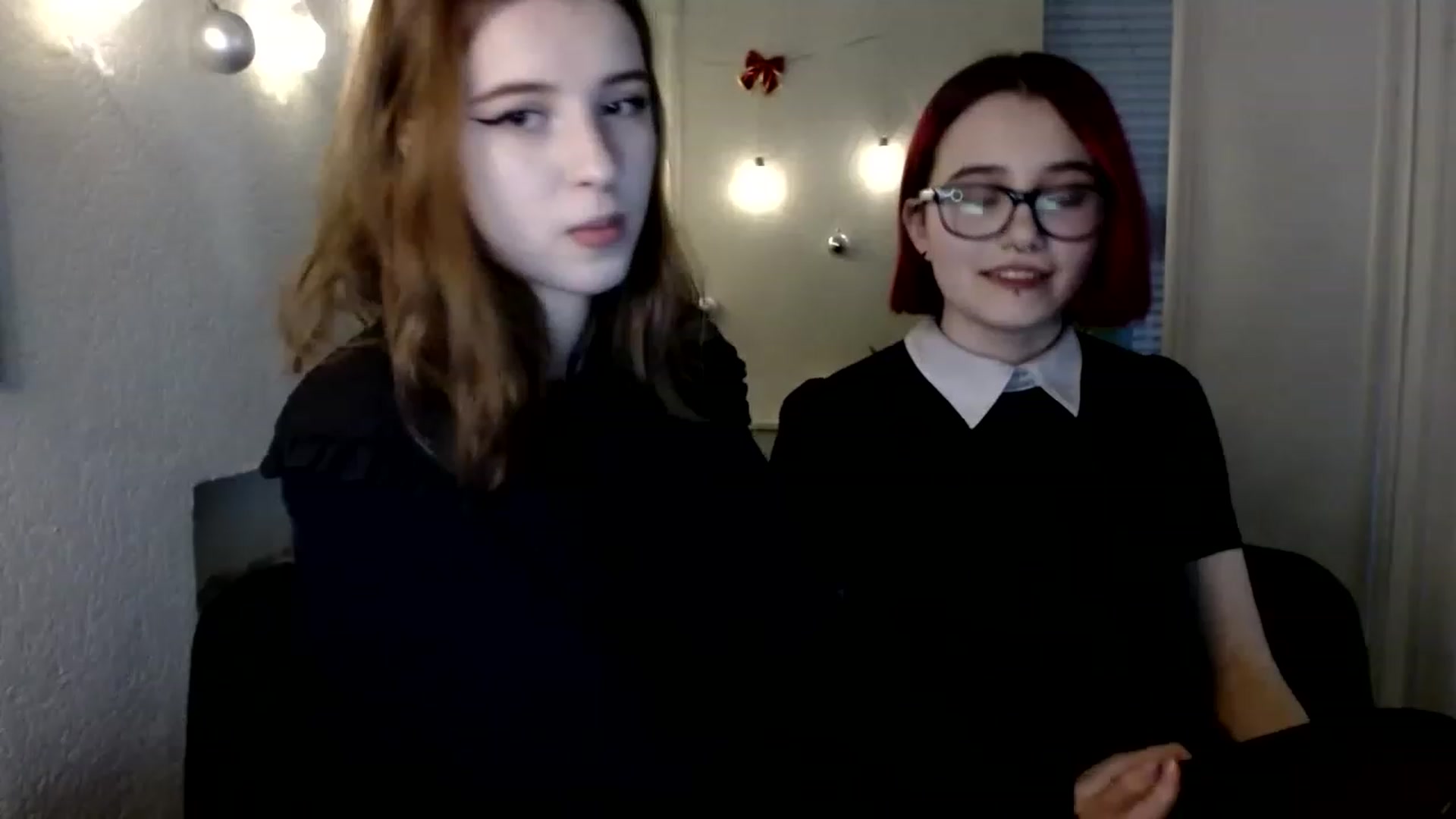 Gallery image thumbnail from Dreamy_devil's myfreecams stream on, 12/15/2022, 15:17 image 1 of 20