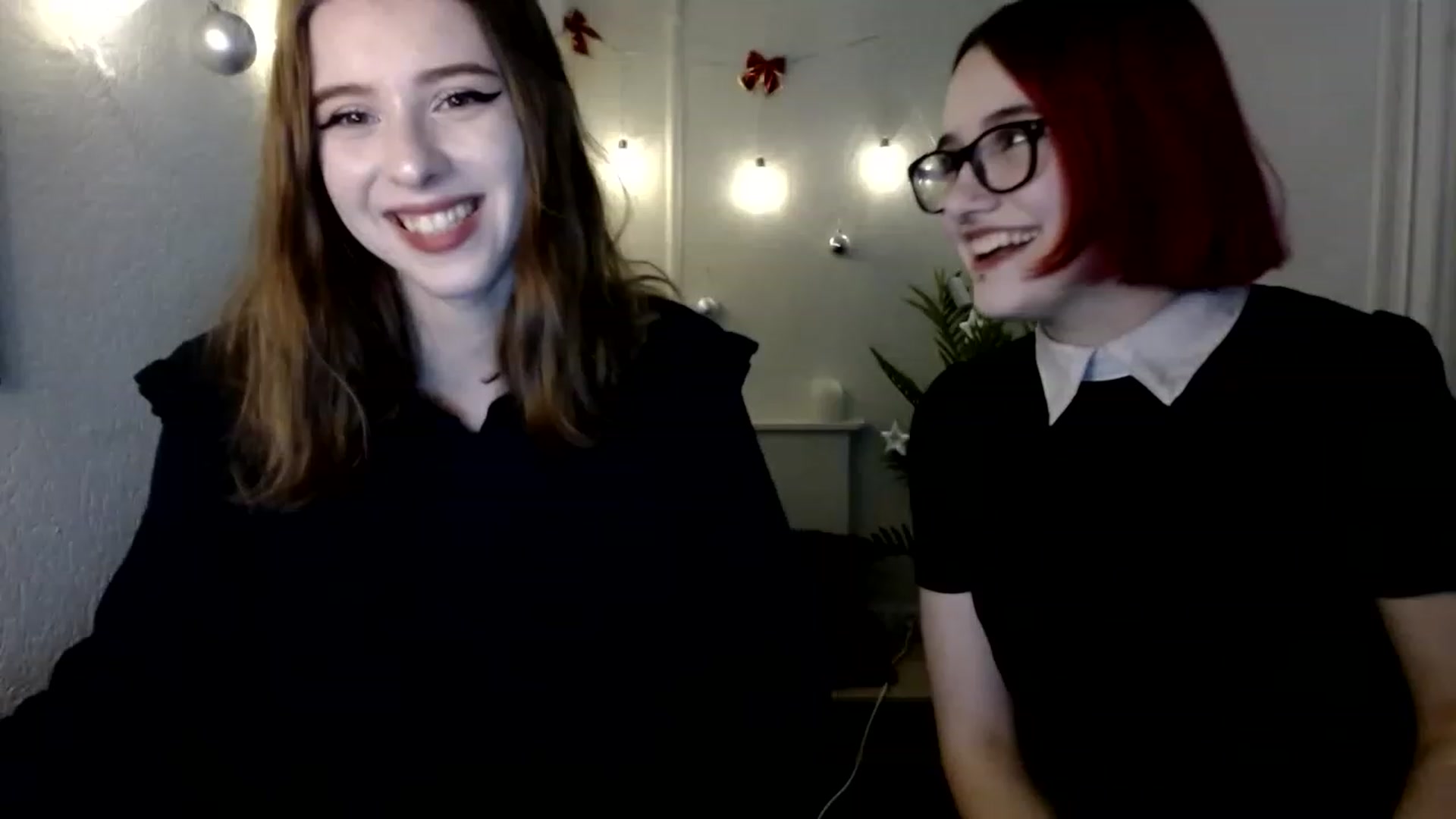Gallery image thumbnail from Dreamy_devil's myfreecams stream on, 12/15/2022, 15:17 image 12 of 20