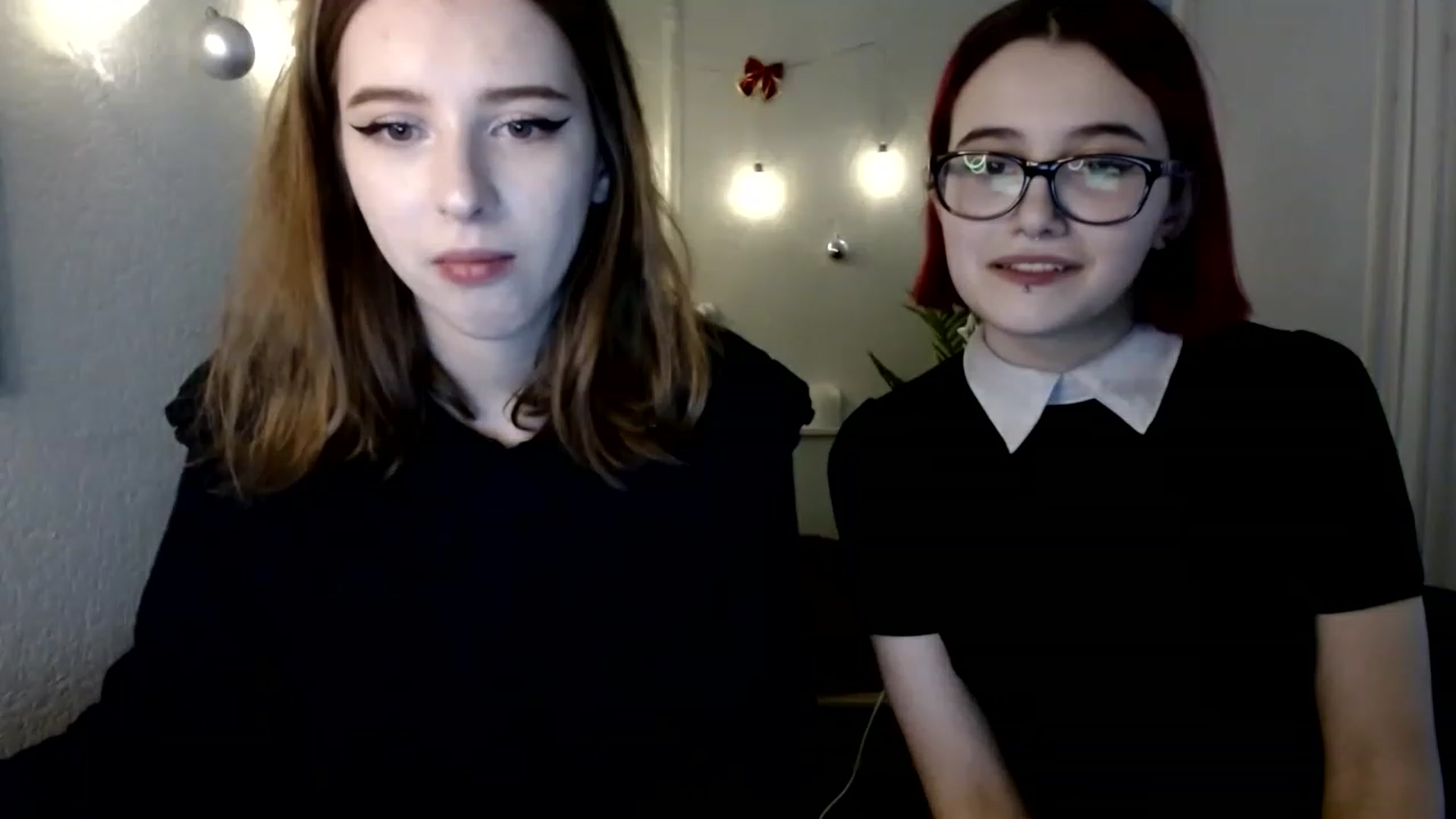 Gallery image thumbnail from Dreamy_devil's myfreecams stream on, 12/15/2022, 16:13 image 11 of 20