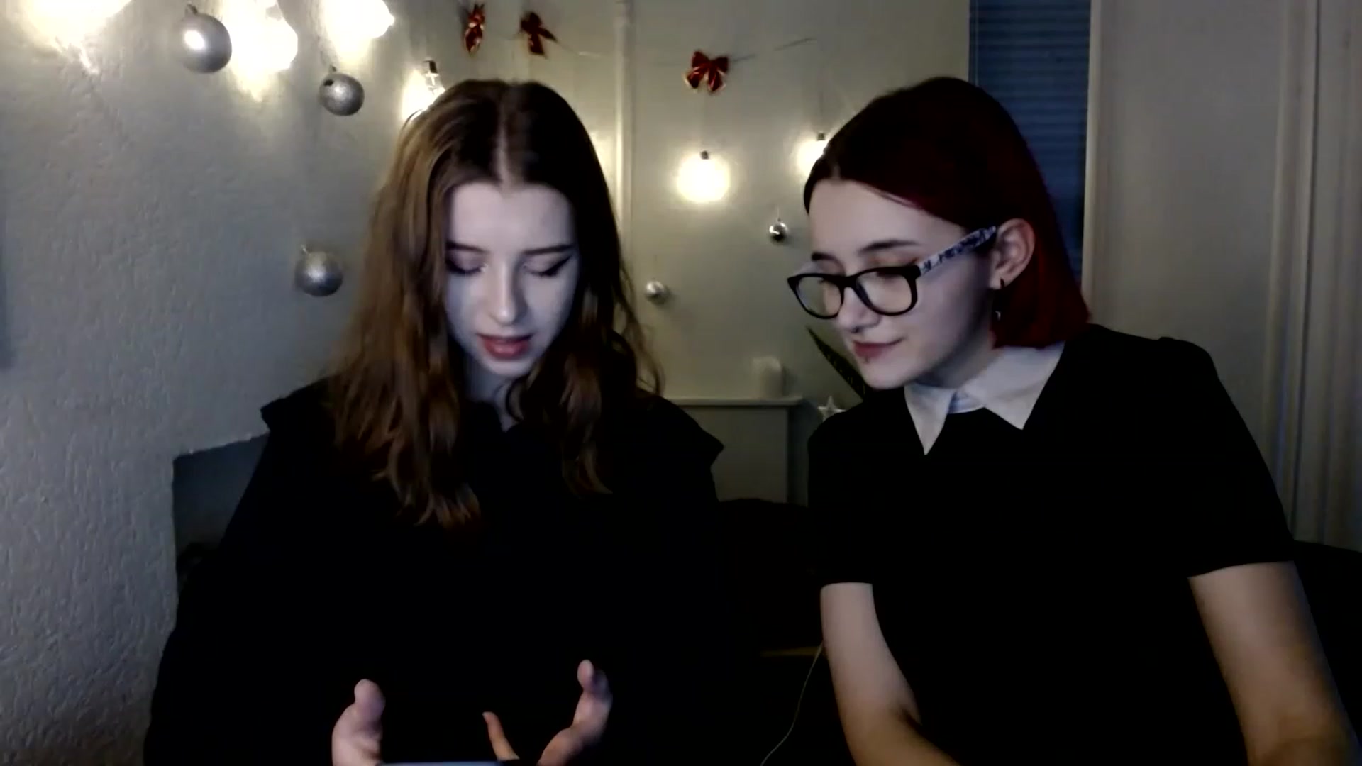 Gallery image thumbnail from Dreamy_devil's myfreecams stream on, 12/15/2022, 16:13 image 19 of 20