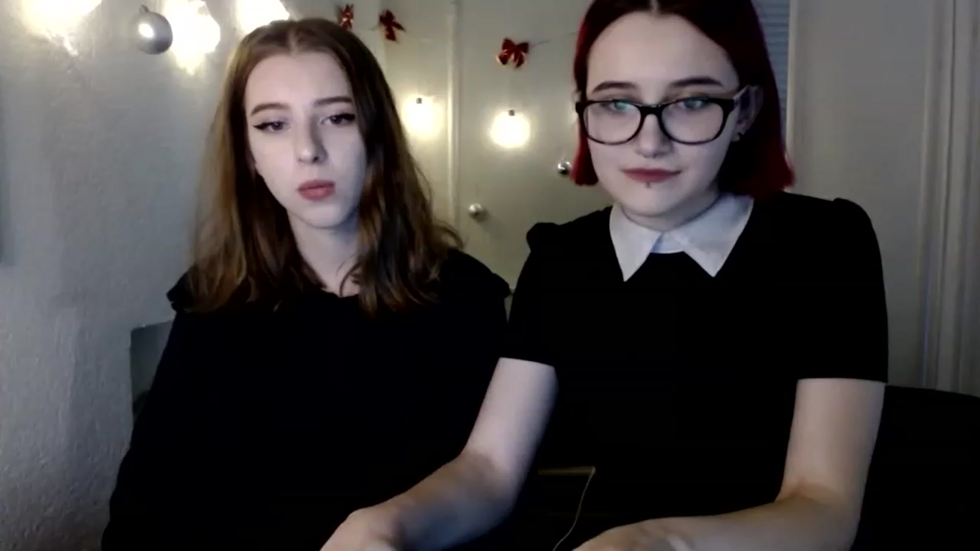 Gallery image thumbnail from Dreamy_devil's myfreecams stream on, 12/15/2022, 16:13 image 8 of 20