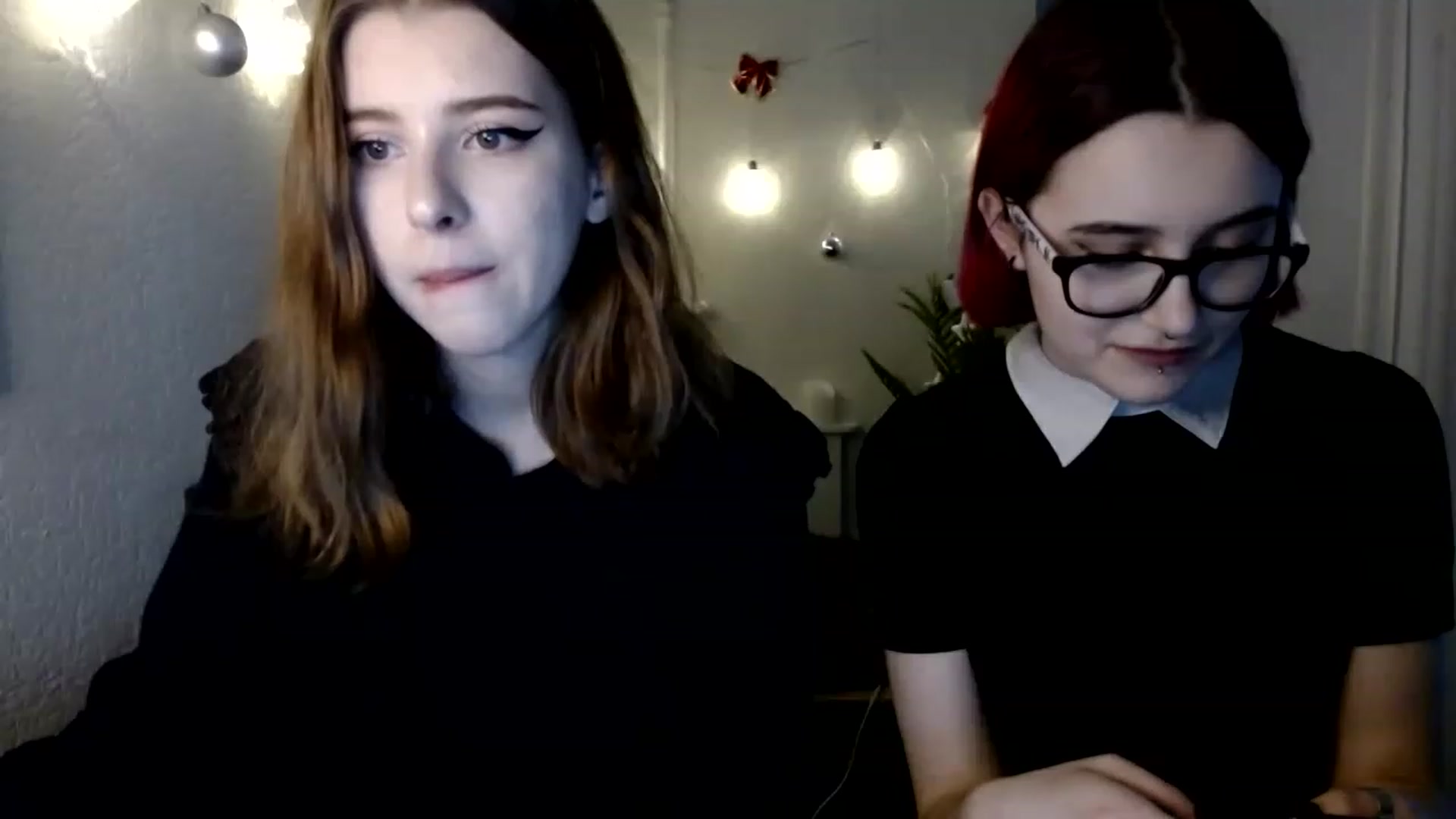 Gallery image thumbnail from Dreamy_devil's myfreecams stream on, 12/15/2022, 16:51 image 5 of 20