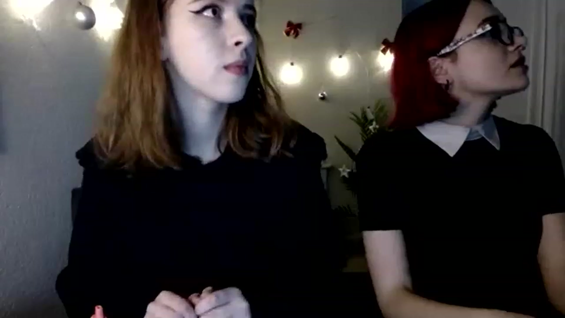 Gallery image thumbnail from Dreamy_devil's myfreecams stream on, 12/15/2022, 16:51 image 10 of 20