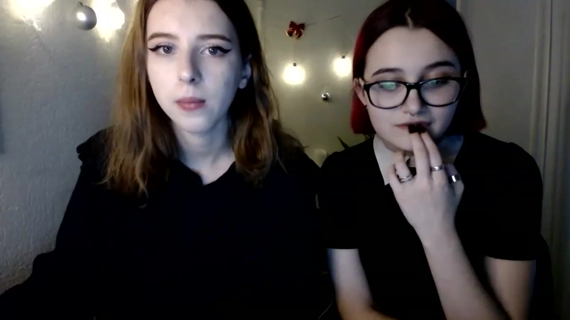 Gallery image thumbnail from Dreamy_devil's myfreecams stream on, 12/15/2022, 16:51 image 1 of 20