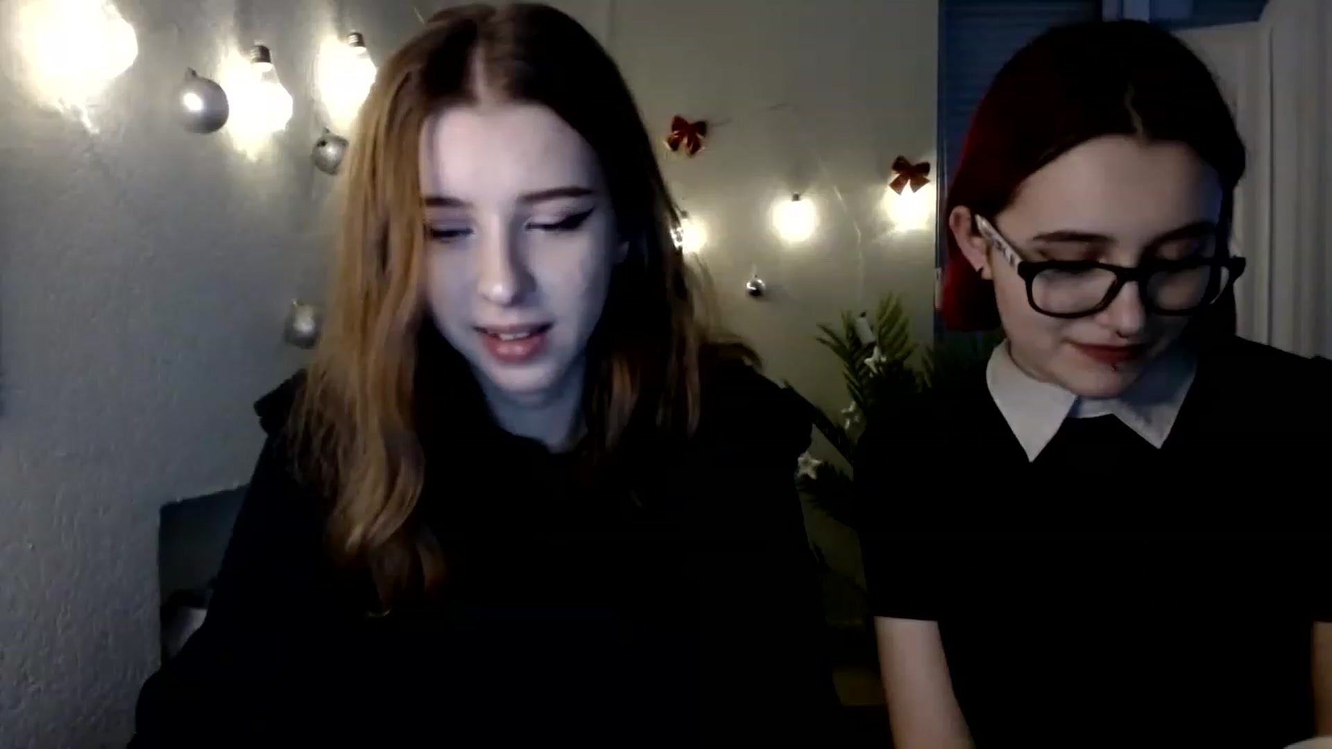 Gallery image thumbnail from Dreamy_devil's myfreecams stream on, 12/15/2022, 17:37 image 7 of 20