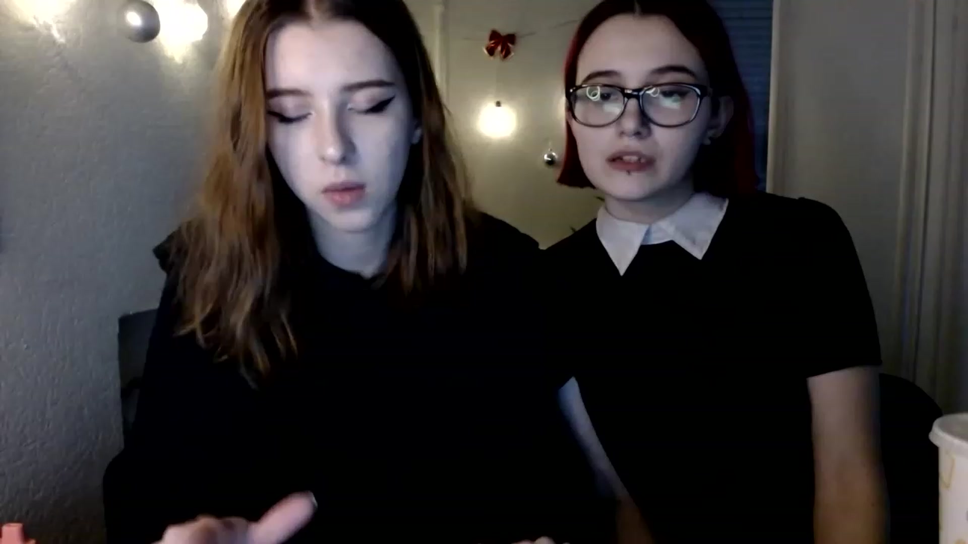 Gallery image thumbnail from Dreamy_devil's myfreecams stream on, 12/15/2022, 17:37 image 14 of 20
