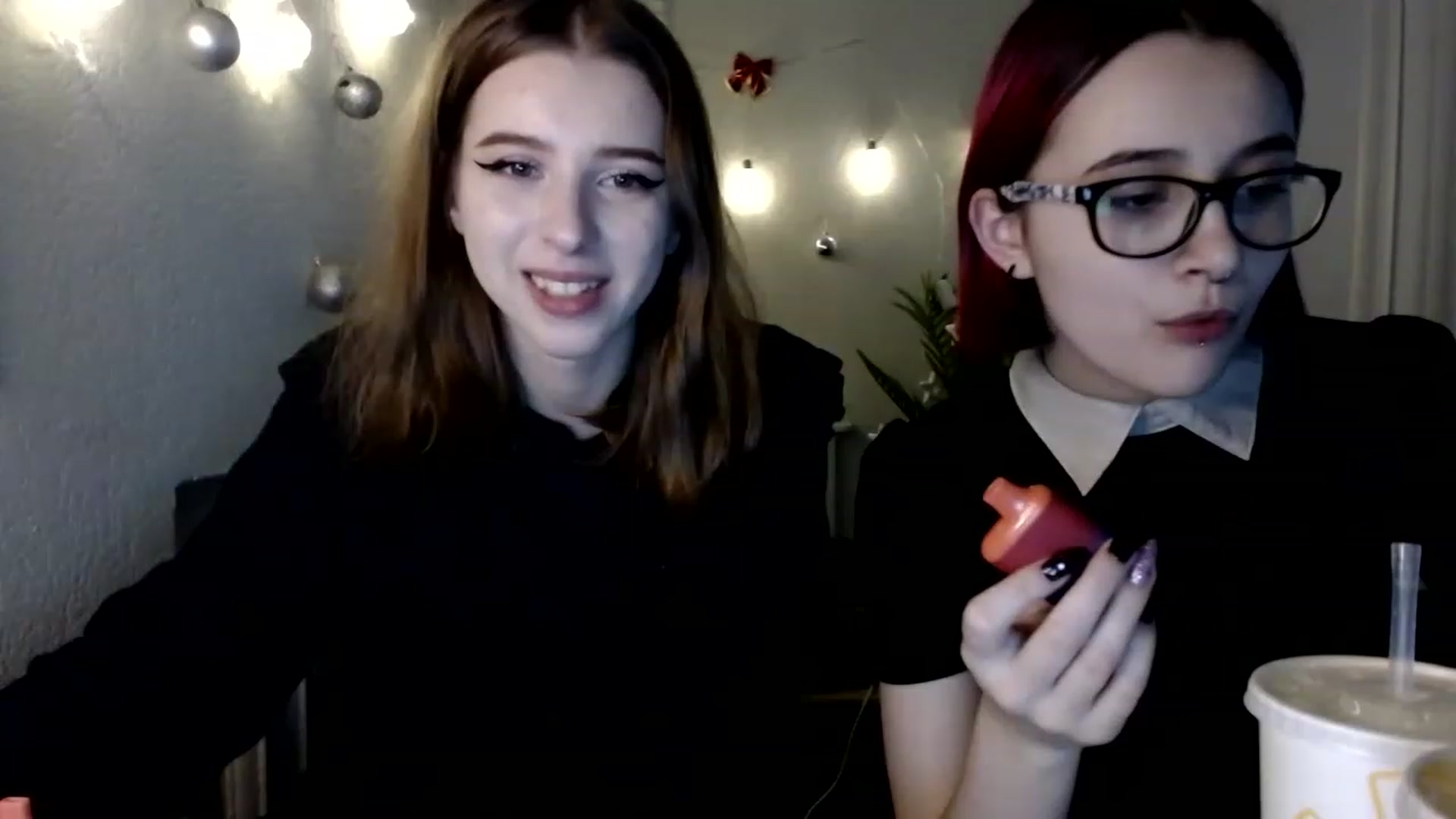 Gallery image thumbnail from Dreamy_devil's myfreecams stream on, 12/15/2022, 17:37 image 11 of 20