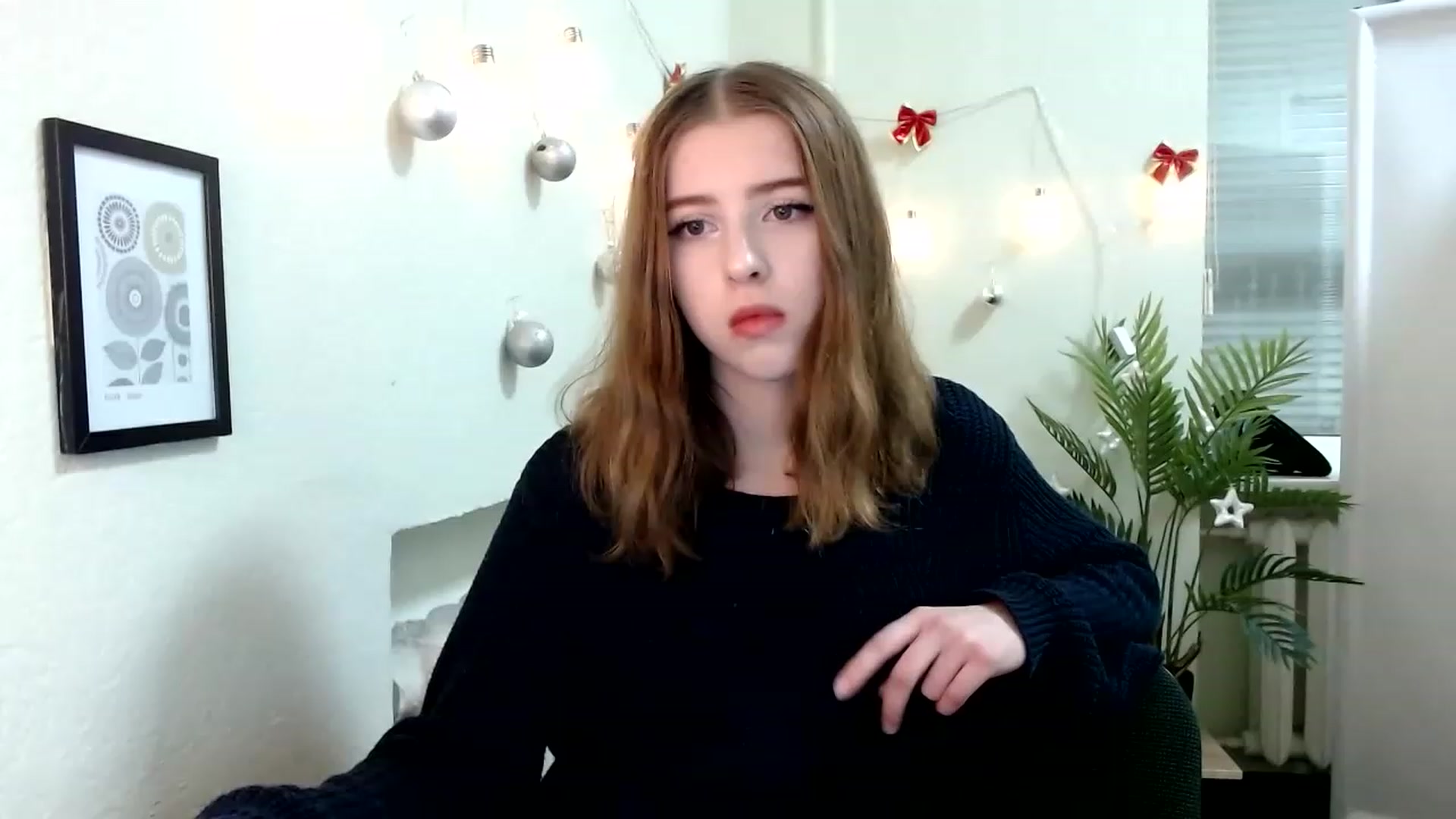Gallery image thumbnail from Dreamy_devil's myfreecams stream on, 12/16/2022, 15:24 image 8 of 20