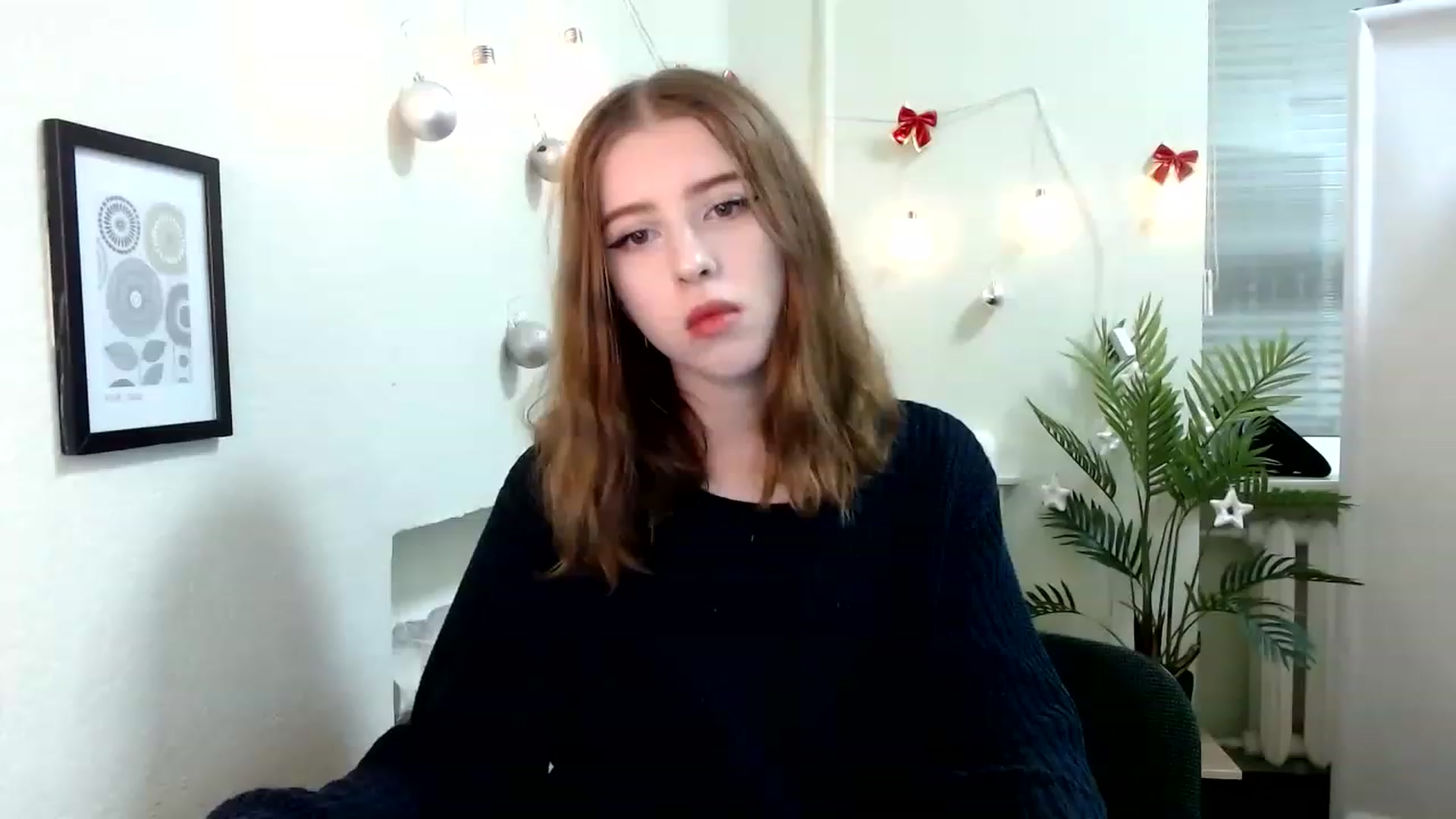 Gallery image thumbnail from Dreamy_devil's myfreecams stream on, 12/16/2022, 15:24 image 6 of 20