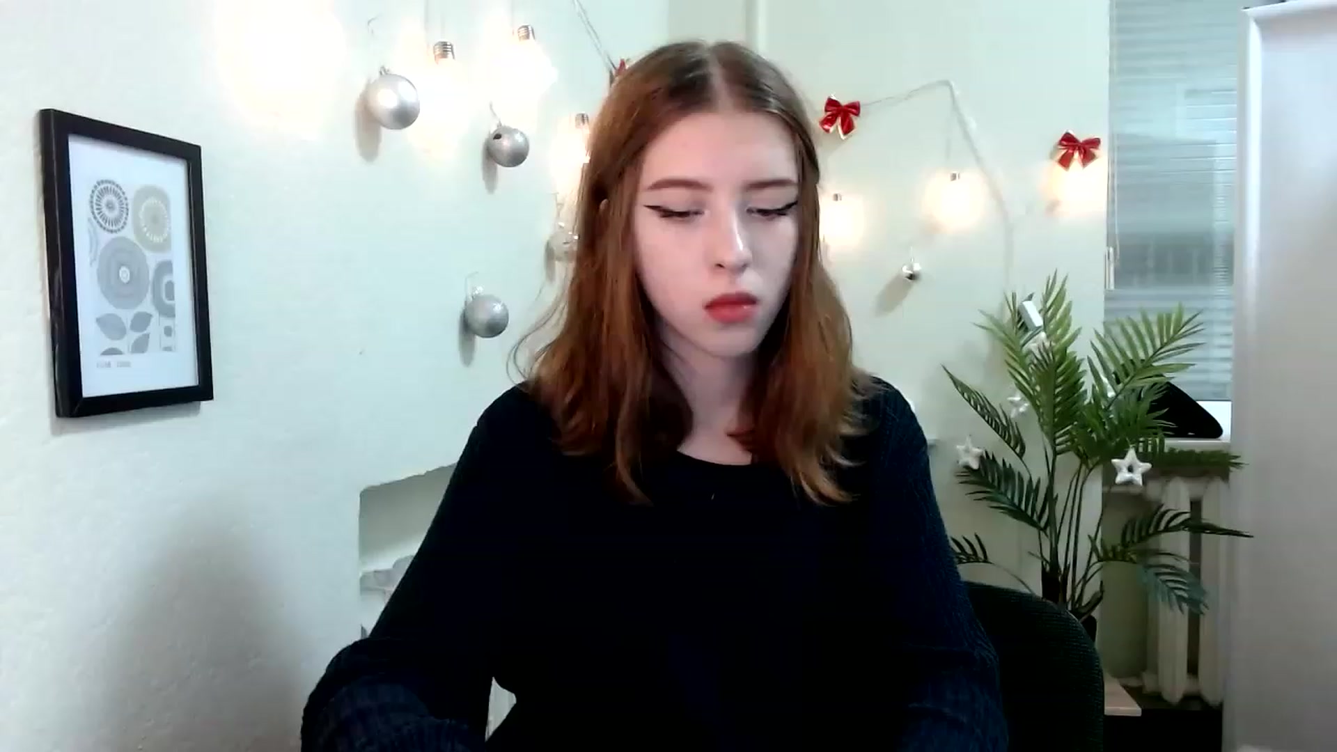 Gallery image thumbnail from Dreamy_devil's myfreecams stream on, 12/16/2022, 15:24 image 17 of 20