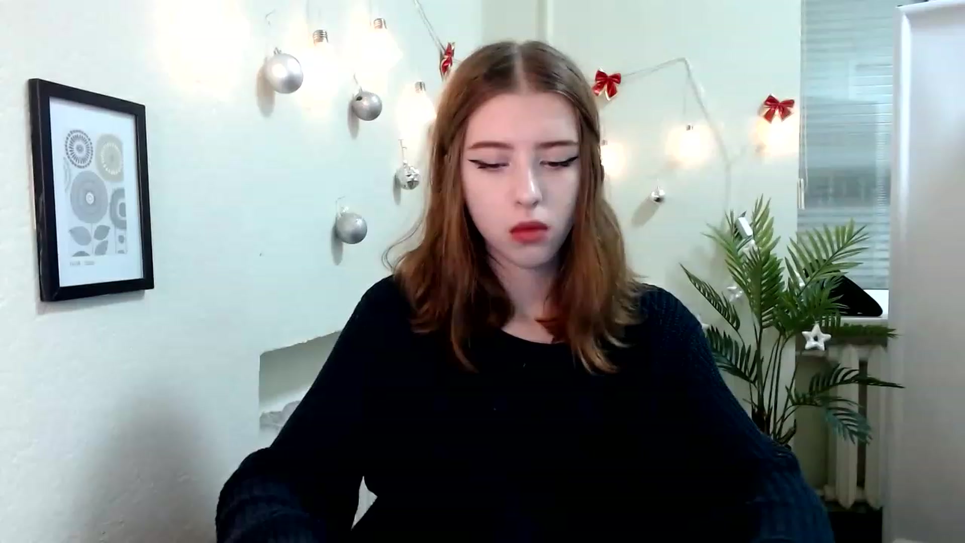 Gallery image thumbnail from Dreamy_devil's myfreecams stream on, 12/16/2022, 15:24 image 18 of 20