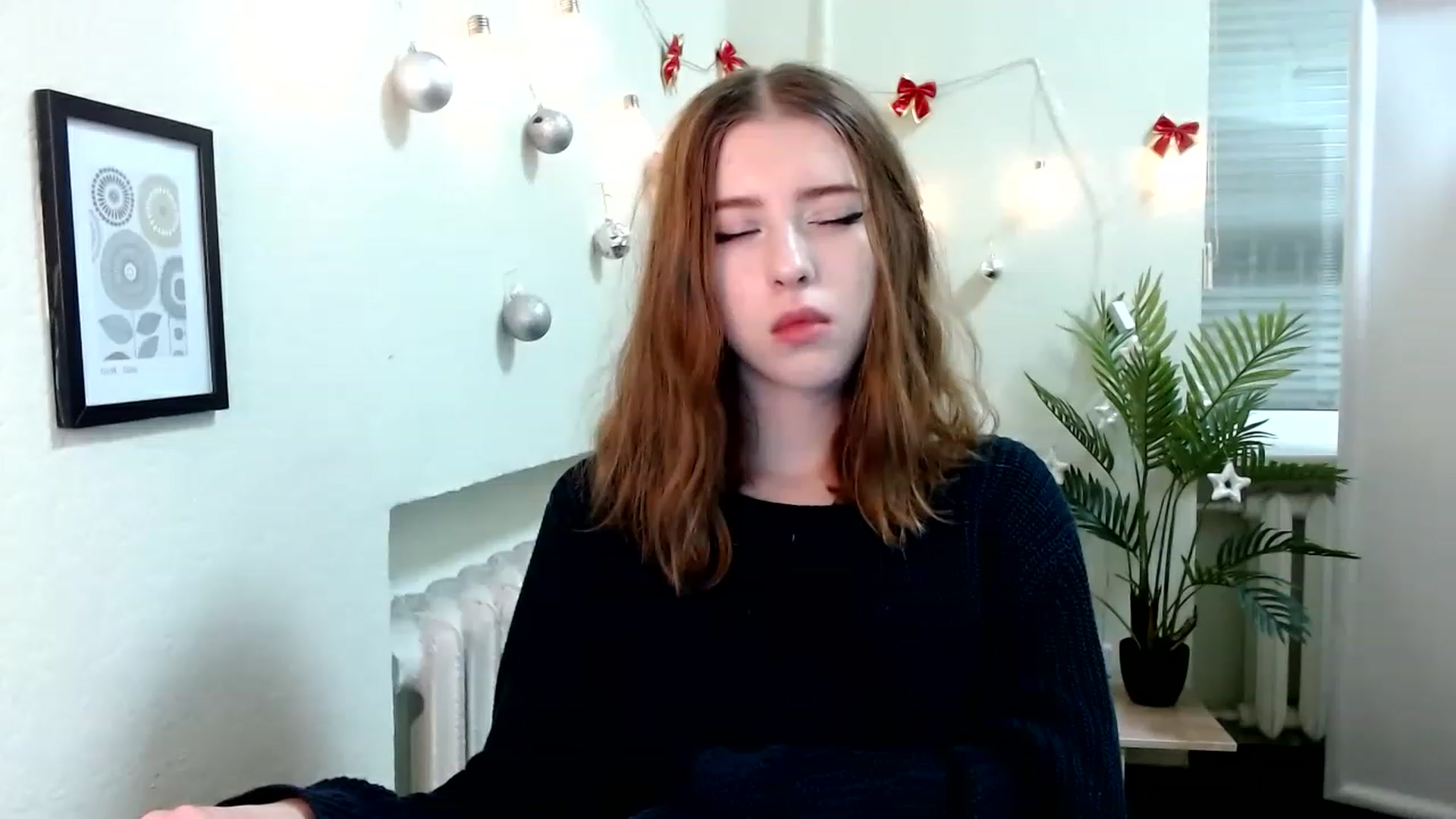 Gallery image thumbnail from Dreamy_devil's myfreecams stream on, 12/16/2022, 16:37 image 13 of 20
