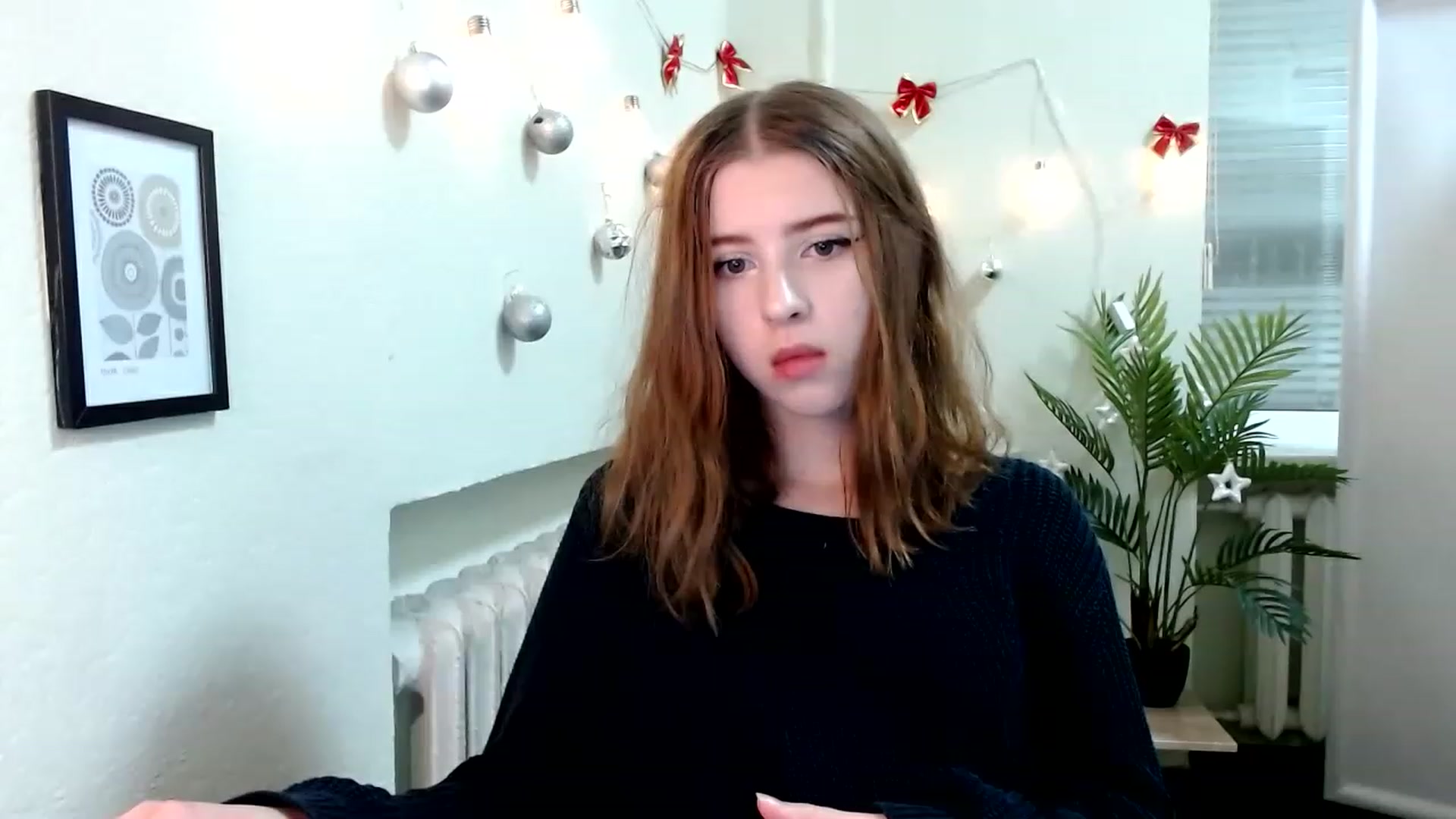 Gallery image thumbnail from Dreamy_devil's myfreecams stream on, 12/16/2022, 16:37 image 16 of 20
