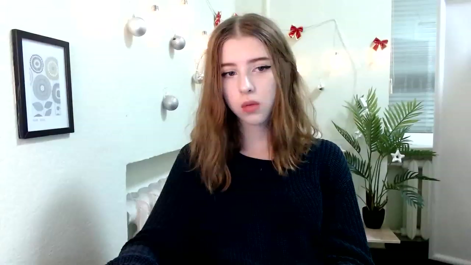 Gallery image thumbnail from Dreamy_devil's myfreecams stream on, 12/16/2022, 16:37 image 8 of 20