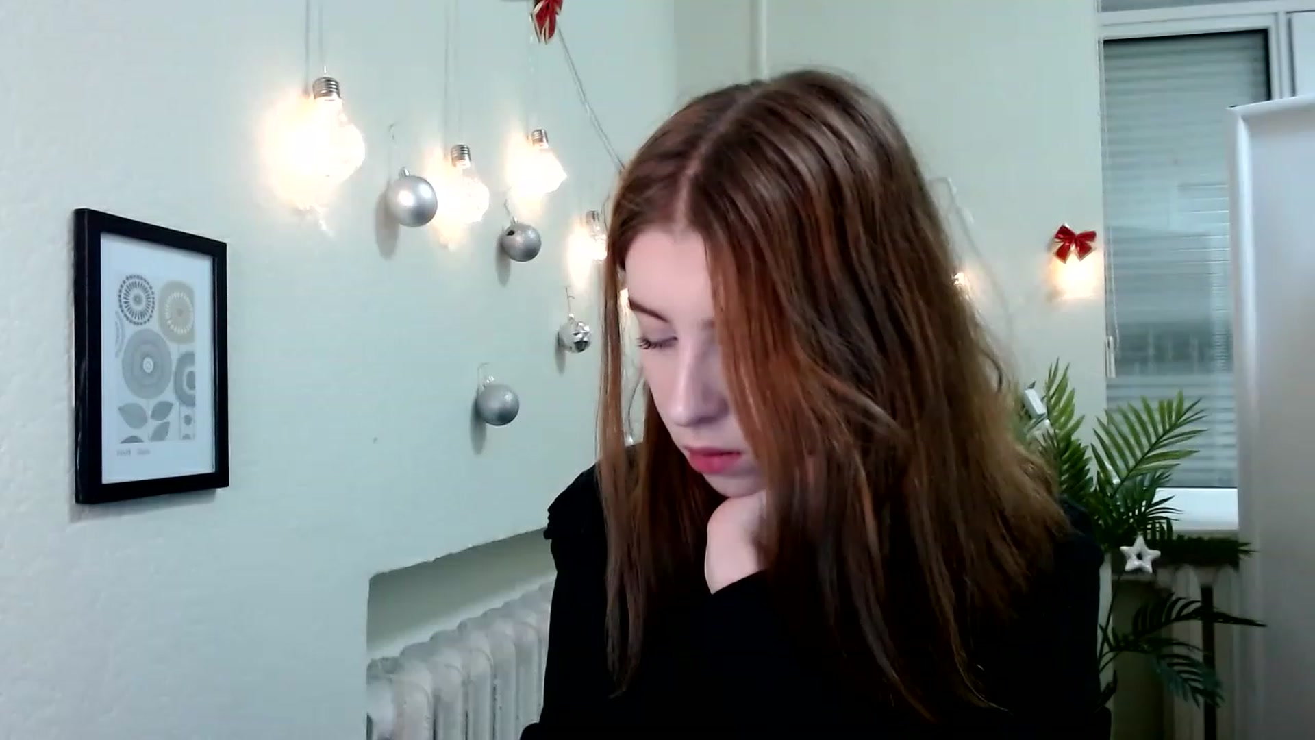 Gallery image thumbnail from Dreamy_devil's myfreecams stream on, 12/18/2022, 11:54 image 10 of 20