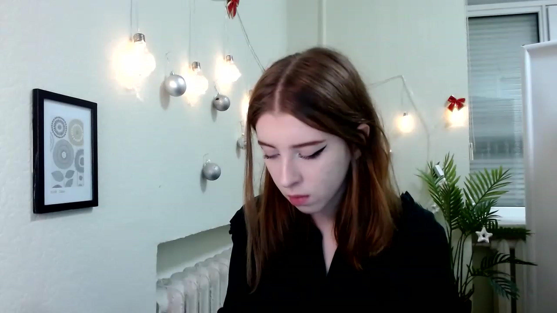 Gallery image thumbnail from Dreamy_devil's myfreecams stream on, 12/18/2022, 11:54 image 2 of 20