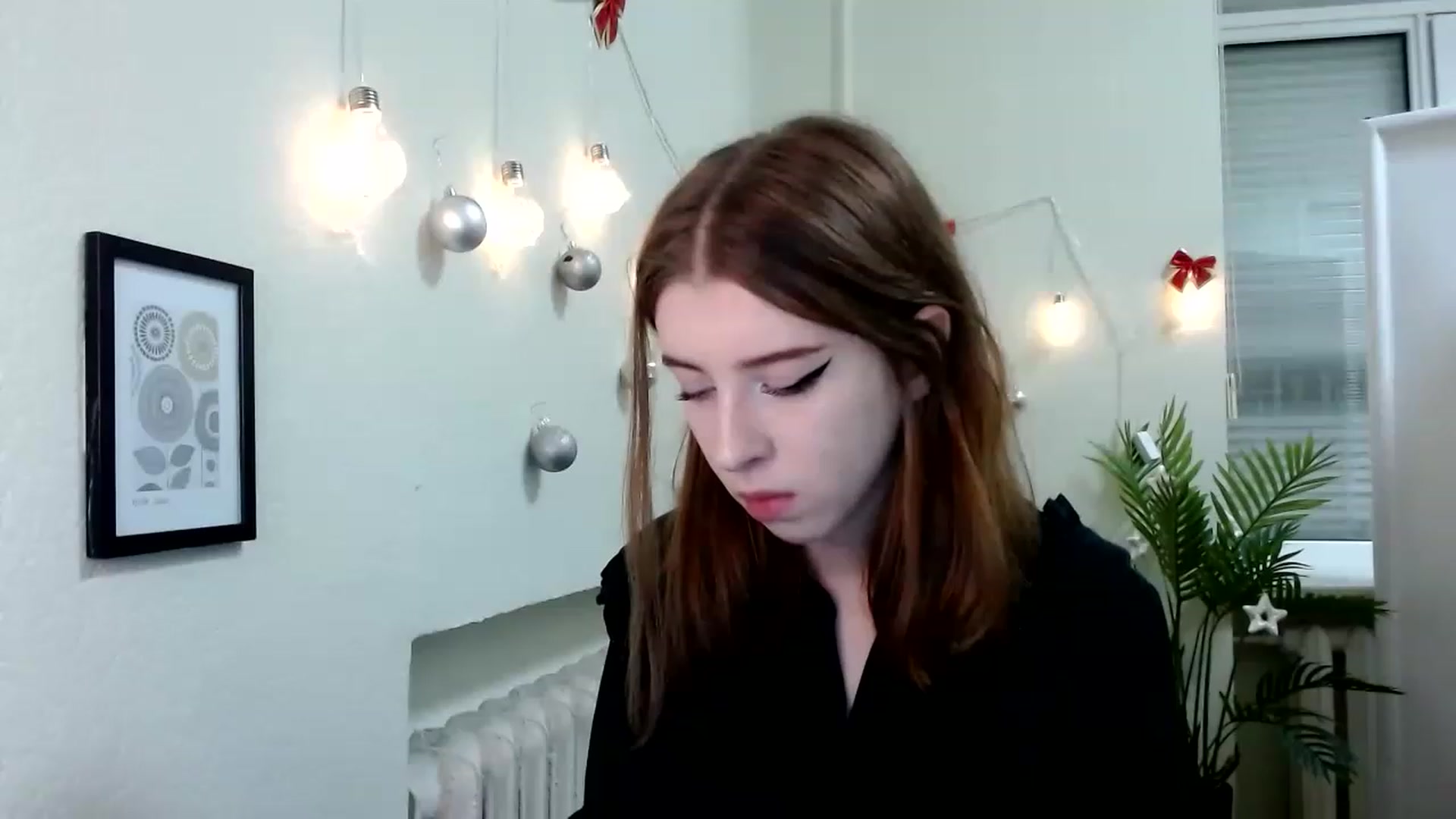 Gallery image thumbnail from Dreamy_devil's myfreecams stream on, 12/18/2022, 11:54 image 3 of 20
