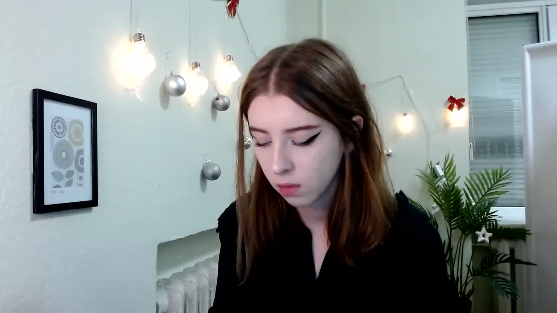 Gallery image thumbnail from Dreamy_devil's myfreecams stream on, 12/18/2022, 11:54 image 4 of 20